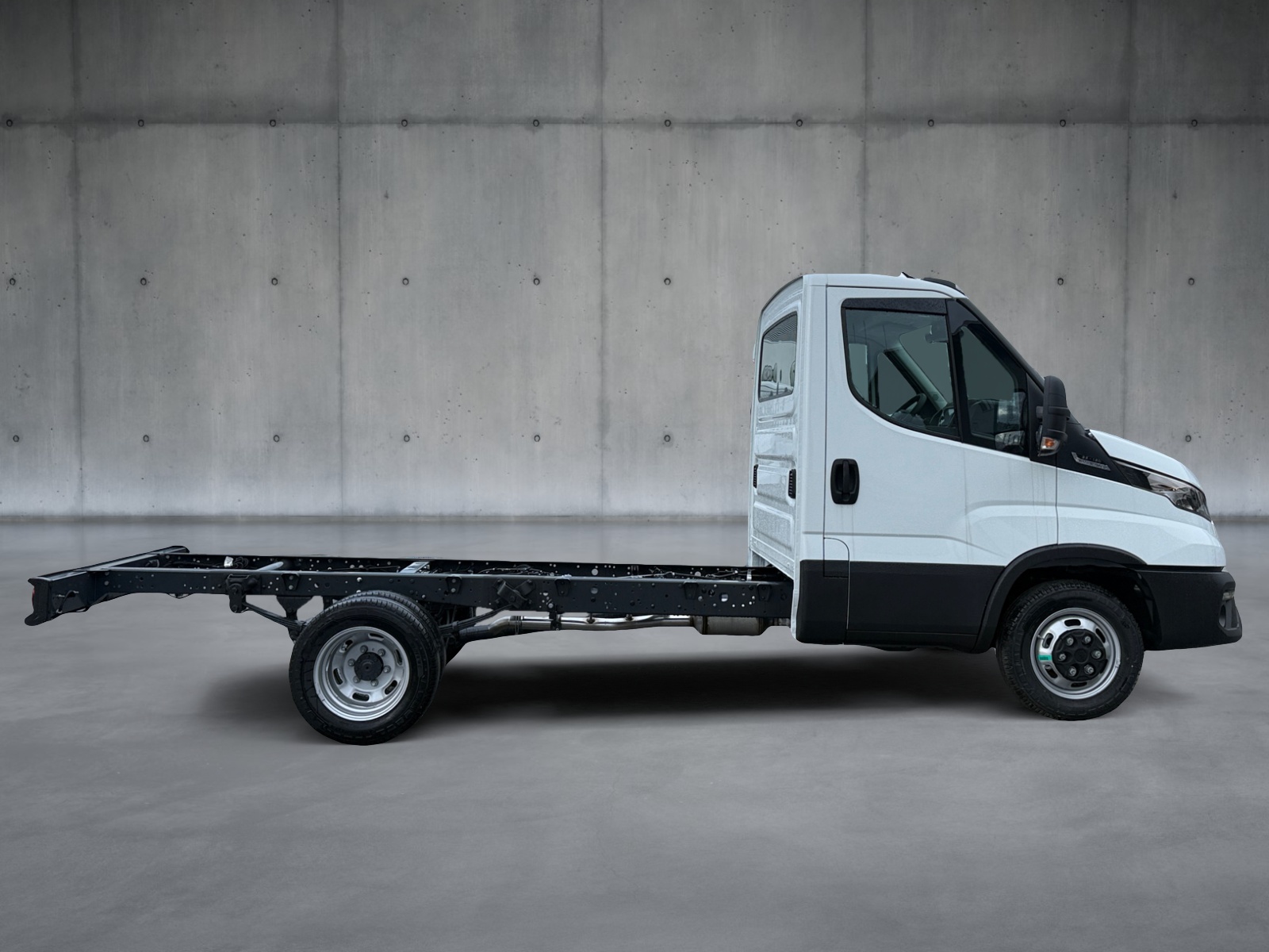 IVECO 35C16A8-showroom-element-3