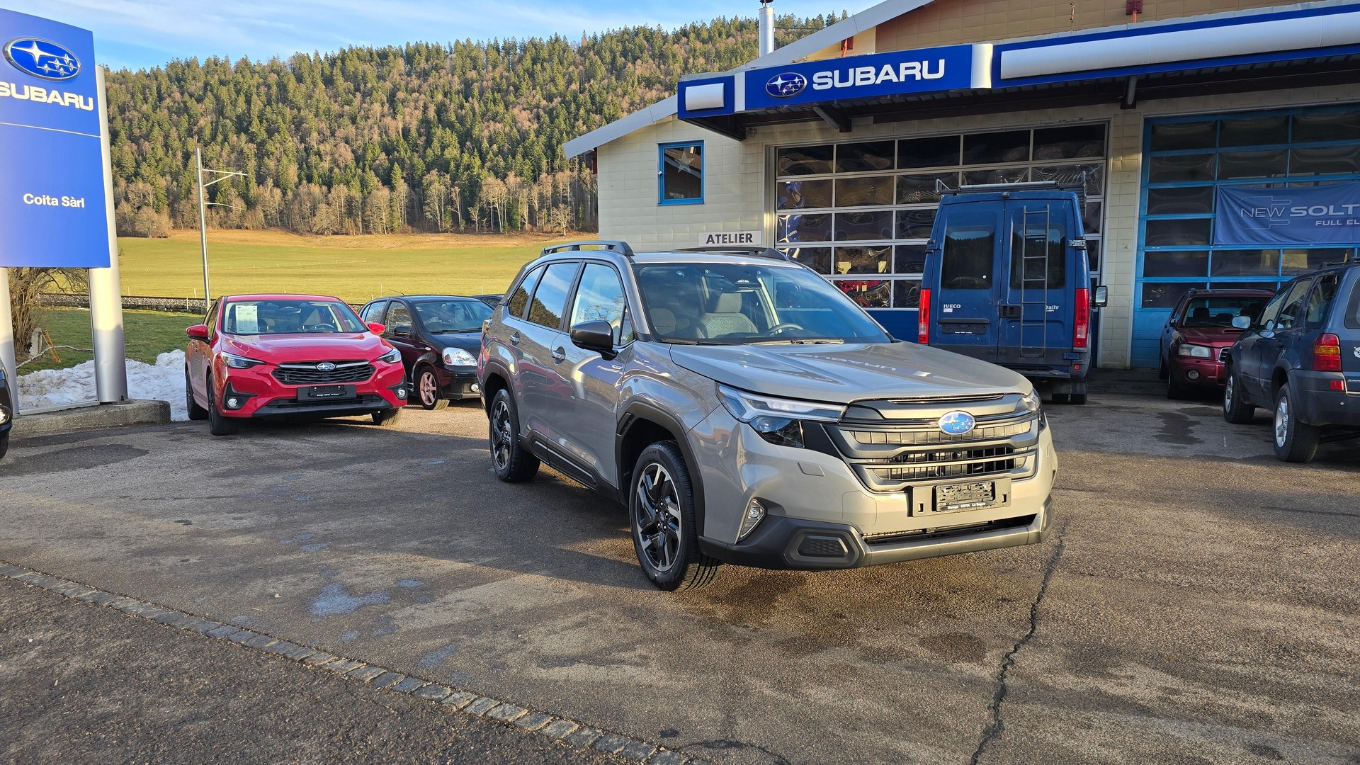 SUBARU Forester Station 2.0i e-Boxer Swiss Plus