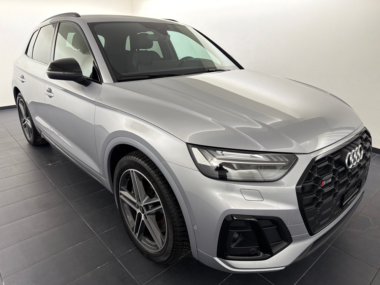 AUDI SQ5 TDI quattro-image-3