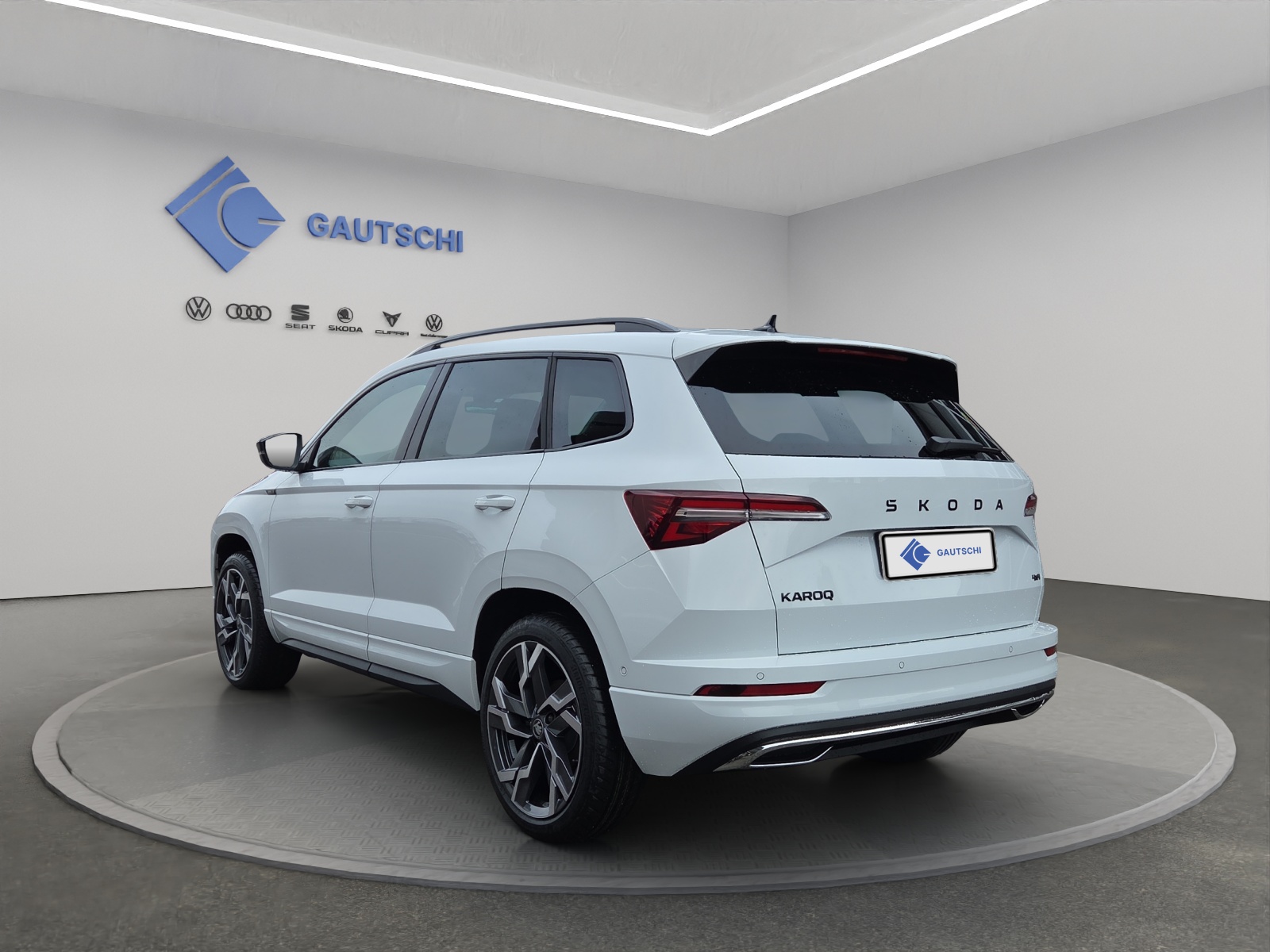 SKODA Karoq 2.0 TSI SportLine 4x4 DSG-image-2
