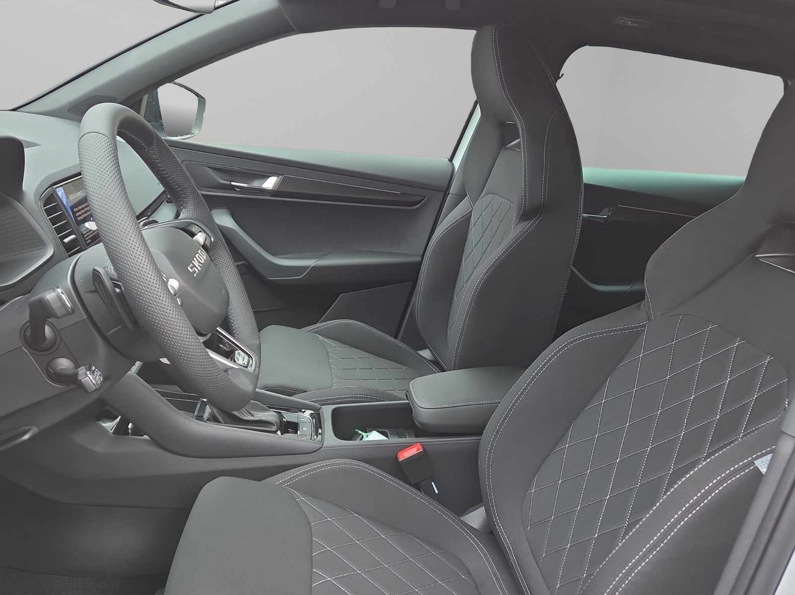 SKODA Karoq 2.0 TSI SportLine 4x4 DSG-image-5