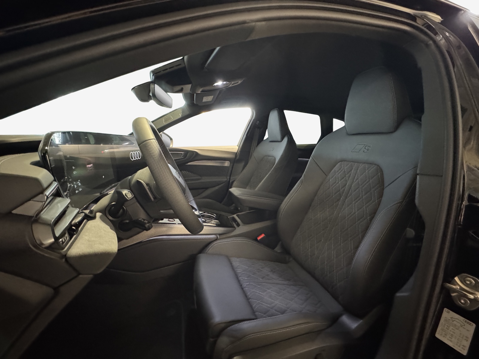 AUDI A5 Avant e-hybrid quattro 270 kW S tronic-image-7