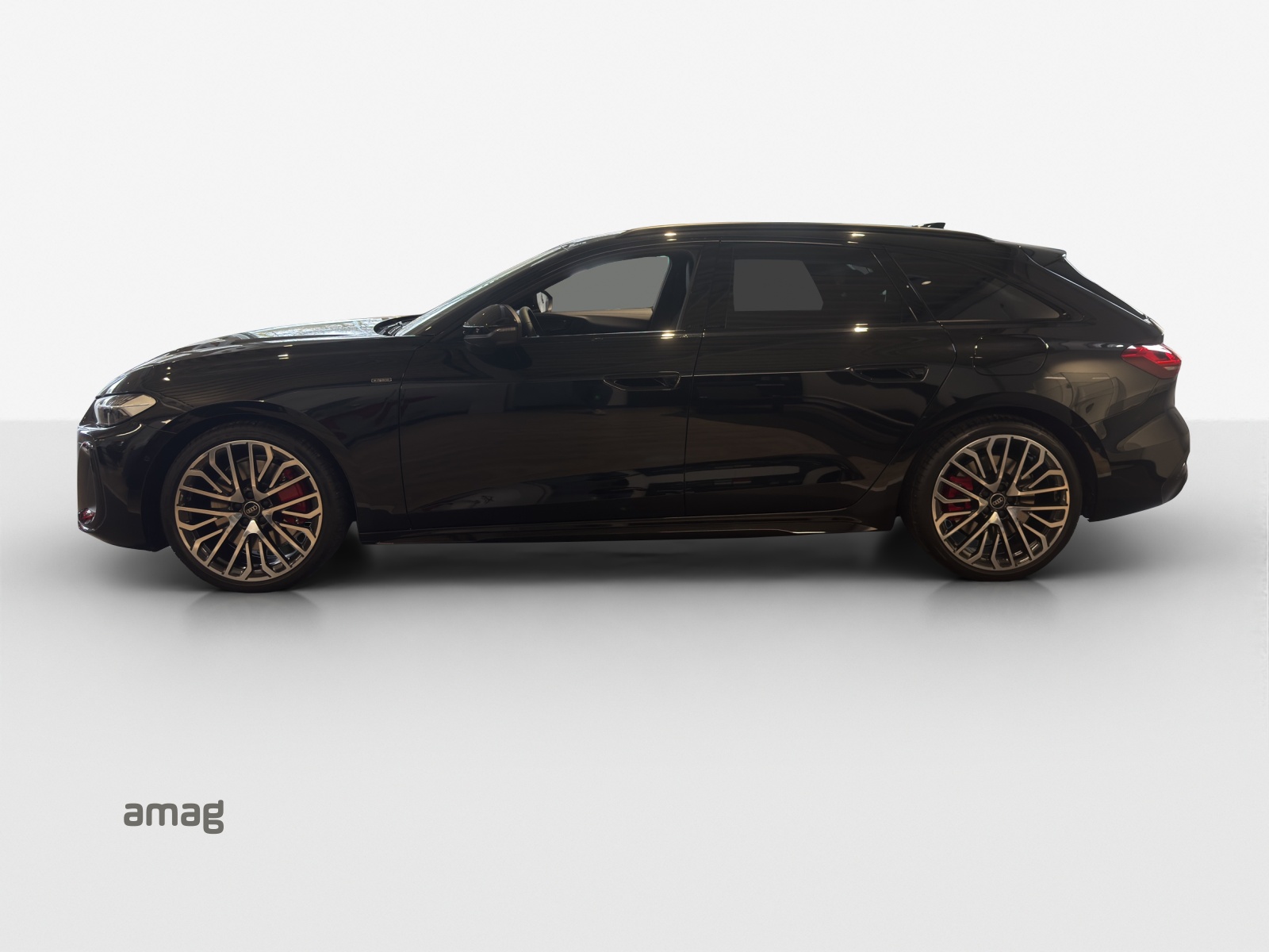 AUDI A5 Avant e-hybrid quattro 270 kW S tronic-image-1