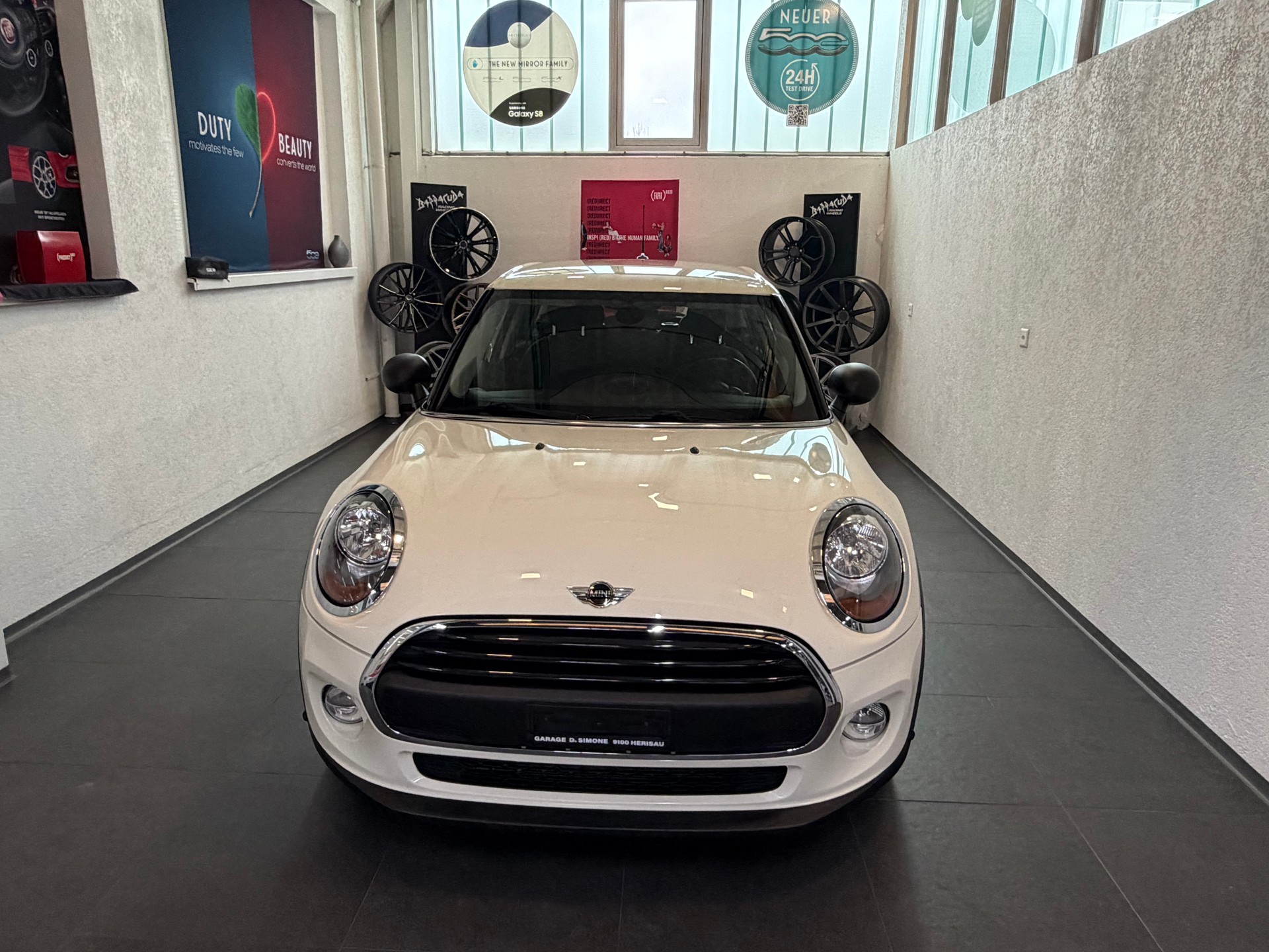 MINI One Steptronic-image-4