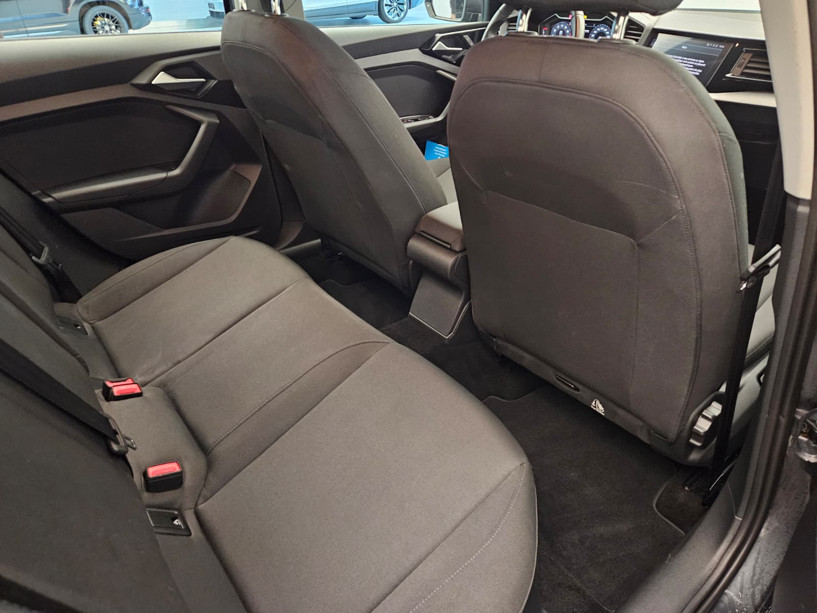 AUDI A1 Sportback 30 TFSI advanced Attraction S-tronic-image-12