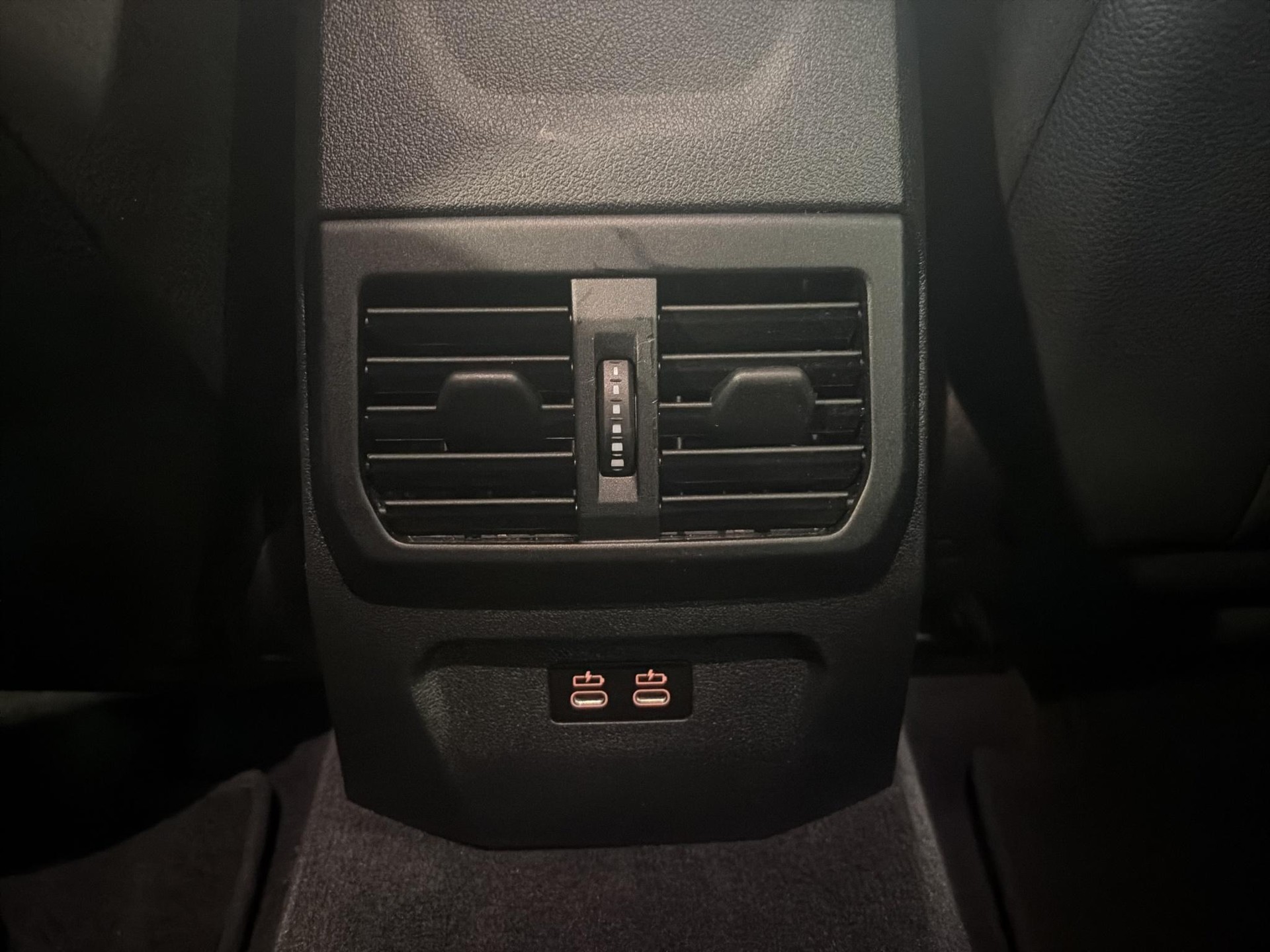 BMW 120d M Sport-image-10