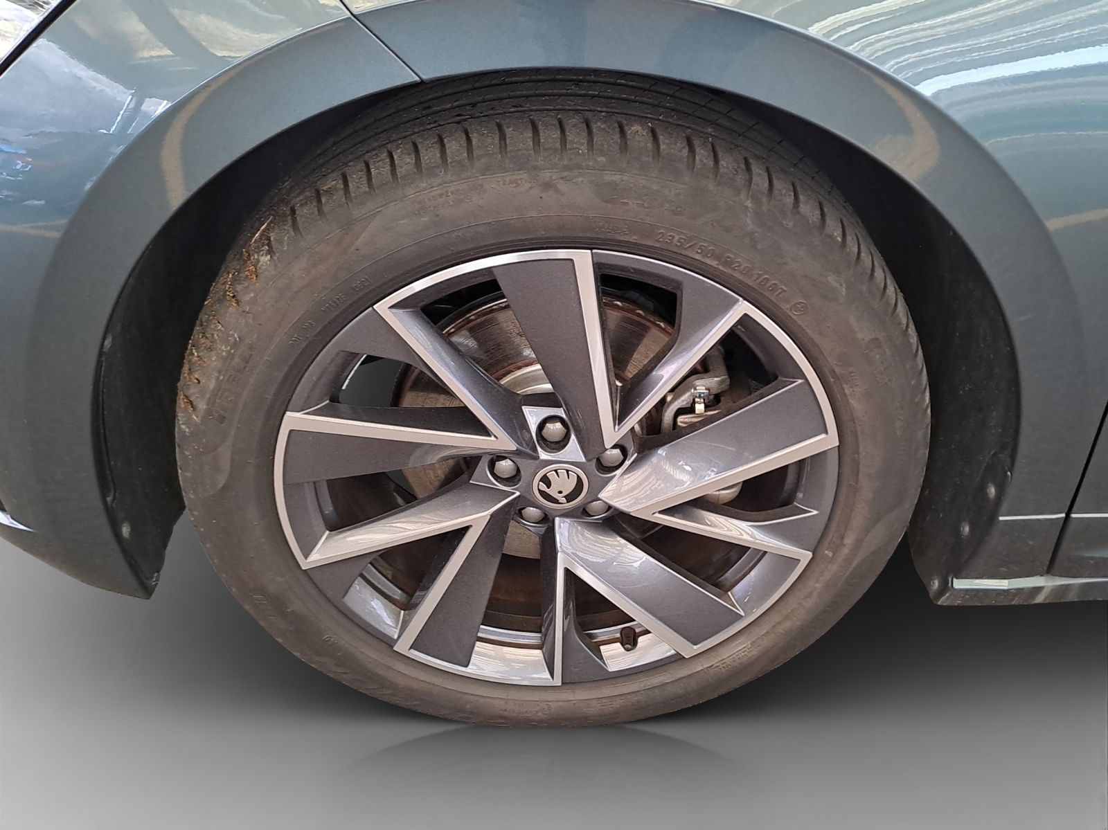SKODA Enyaq iV 60 SportLine-image-14
