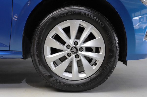 SKODA Kamiq 1.0 TSI Dynamic-image-12