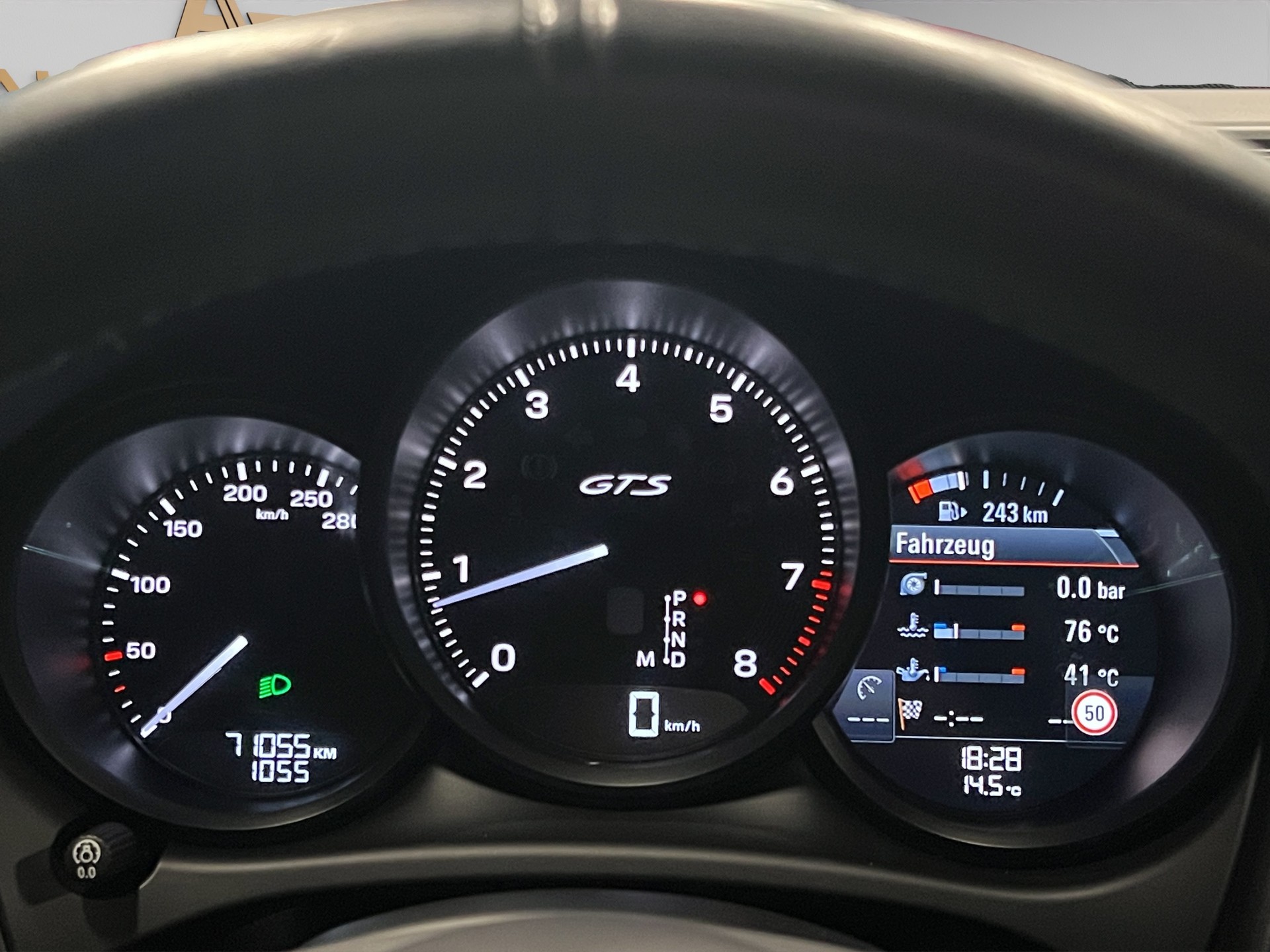 PORSCHE Macan GTS PDK-image-18