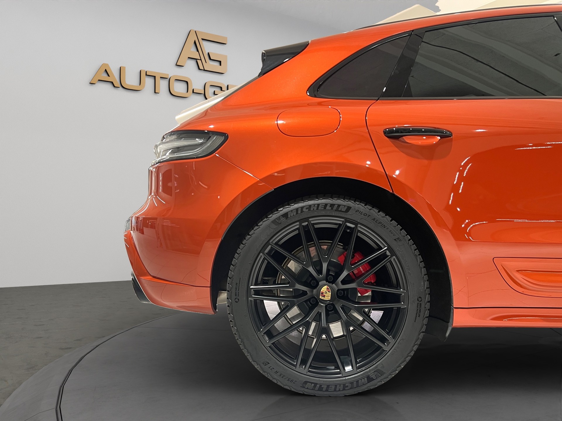 PORSCHE Macan GTS PDK-image-9