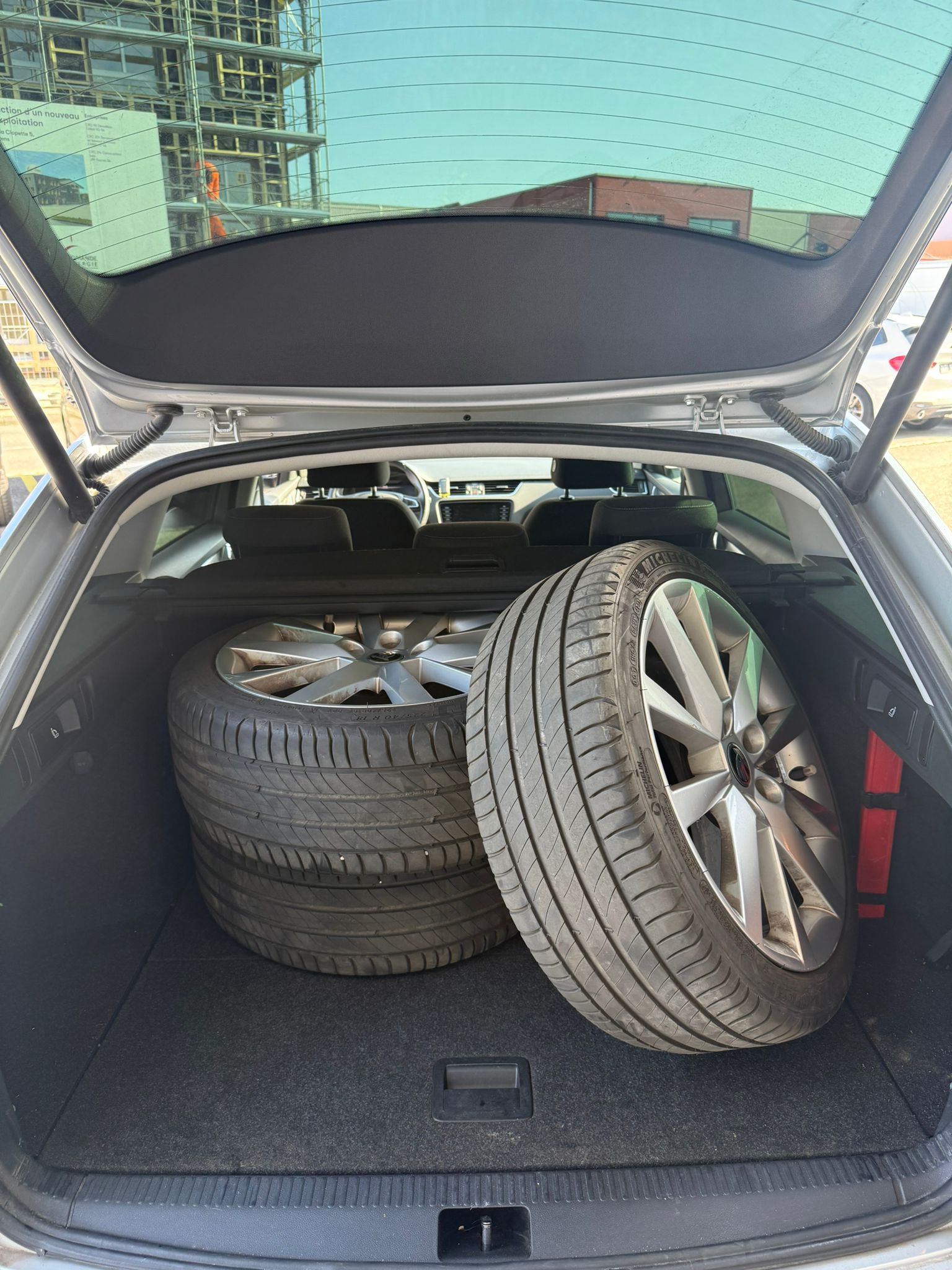 SKODA Octavia Combi 2.0 TSI Soleil 4x4 DSG-image-5