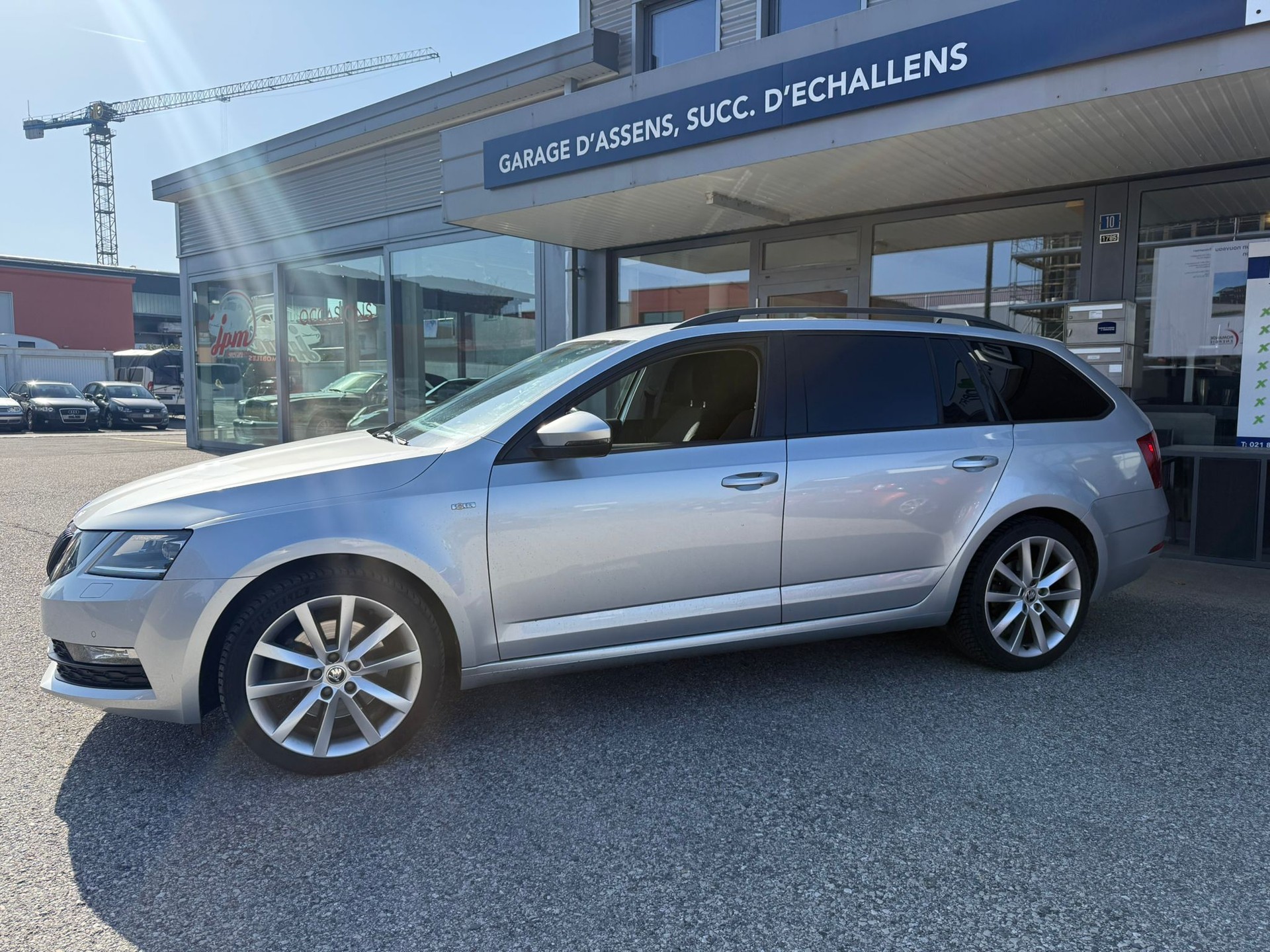 SKODA Octavia Combi 2.0 TSI Soleil 4x4 DSG-image-2