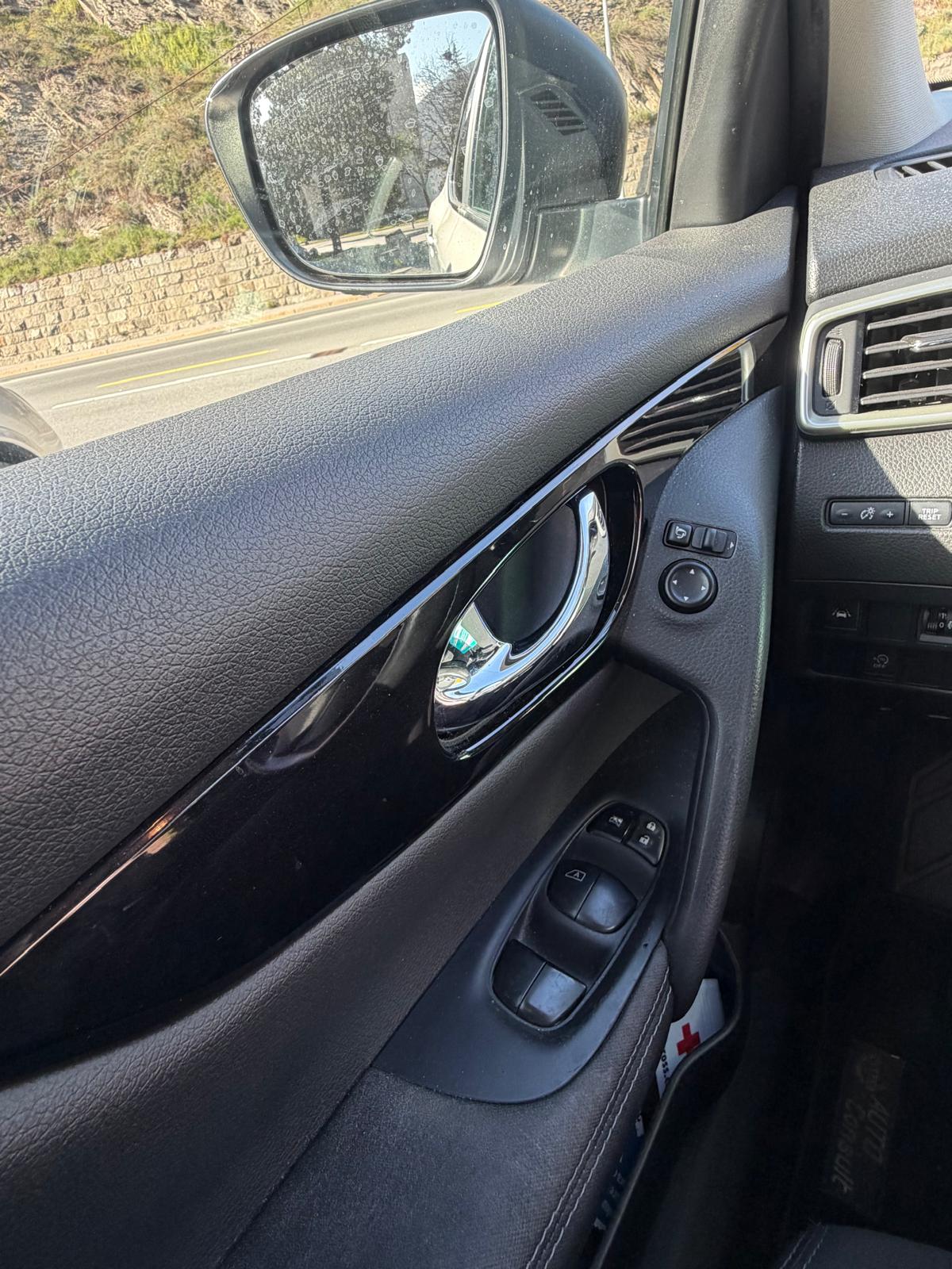 NISSAN Qashqai 1.6 dCi tekna ALL-MODE 4x4-image-12