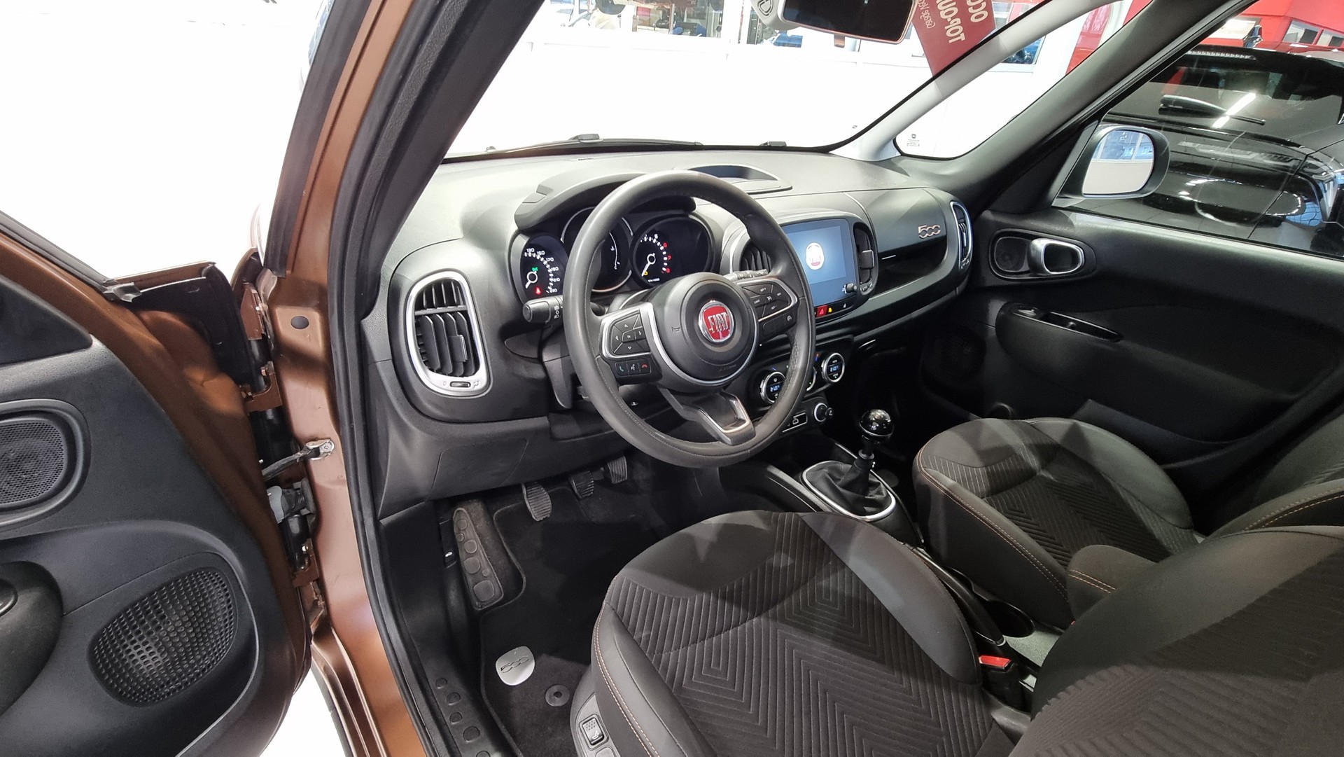 FIAT 500L 1.4 T-Jet S-Design-image-19