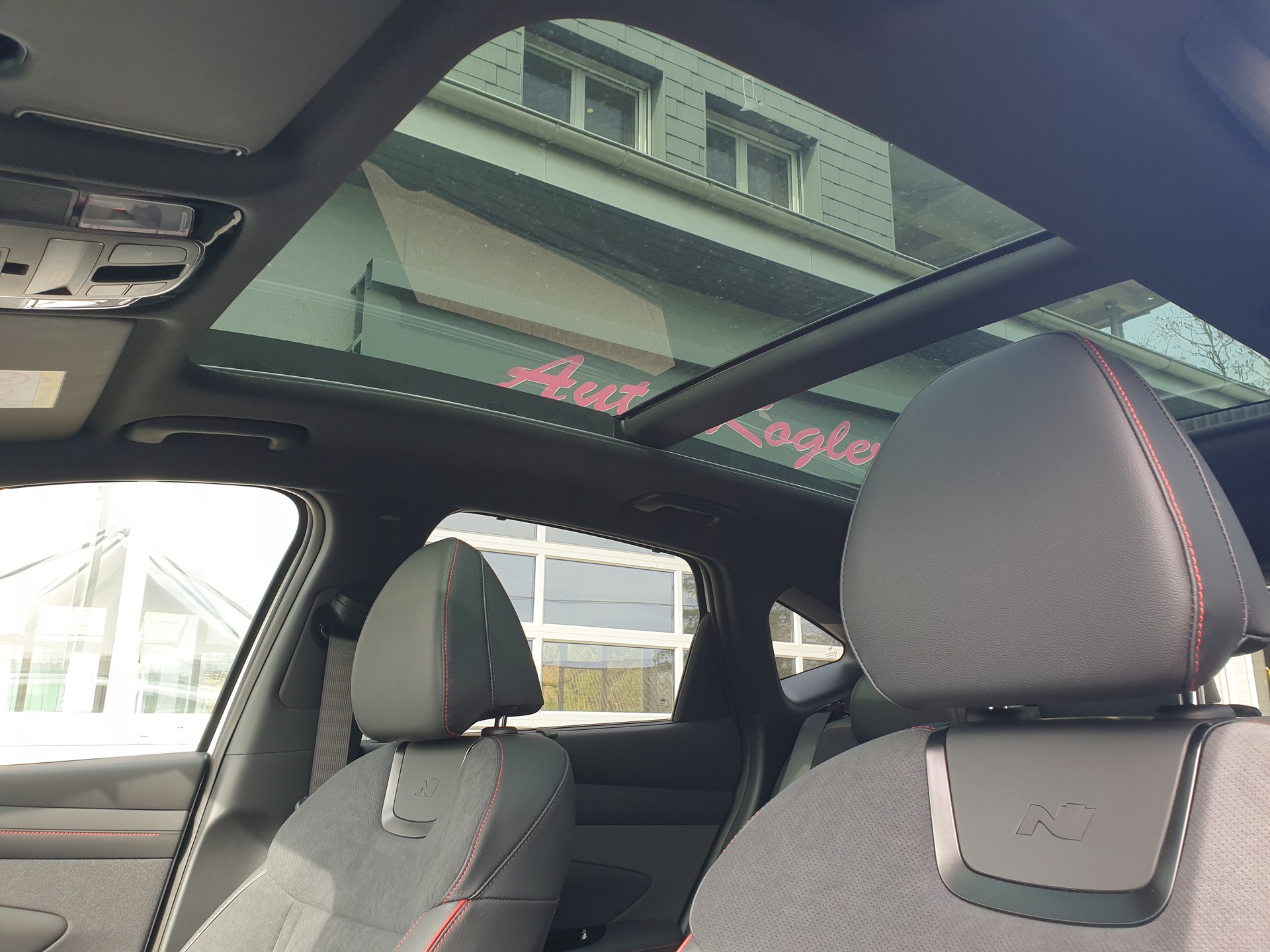 HYUNDAI 1.6 T-GDi HEV N-Line 4WD-image-12