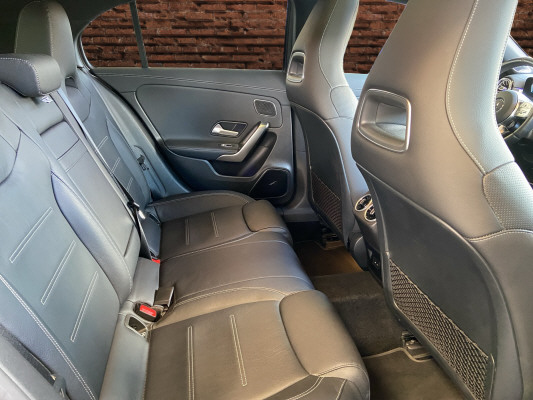 MERCEDES-BENZ A 45 S AMG 4Matic+-image-12