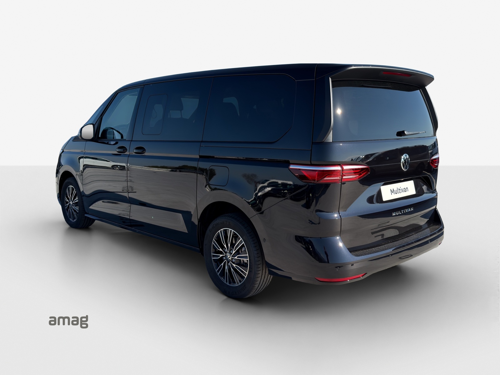 VW Multivan 2.0 TSI Liberty DSG Lang-image-2