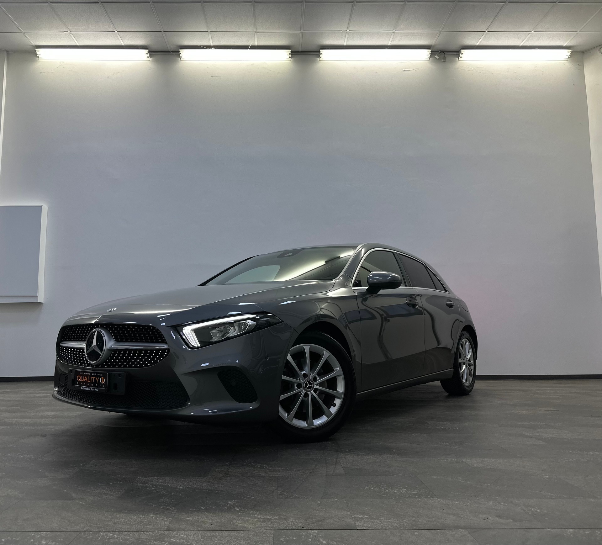 MERCEDES-BENZ A 200 d Progressive 8G-DCT-image-1
