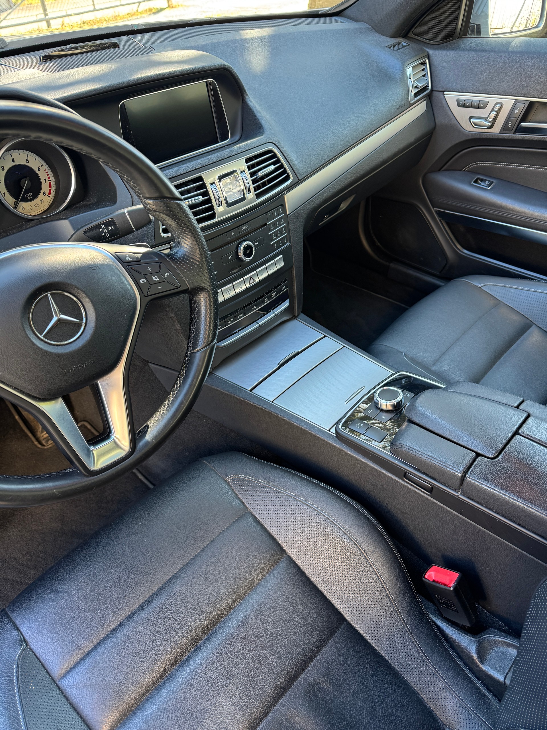 MERCEDES-BENZ E 350 4Matic 7G-Tronic-image-5