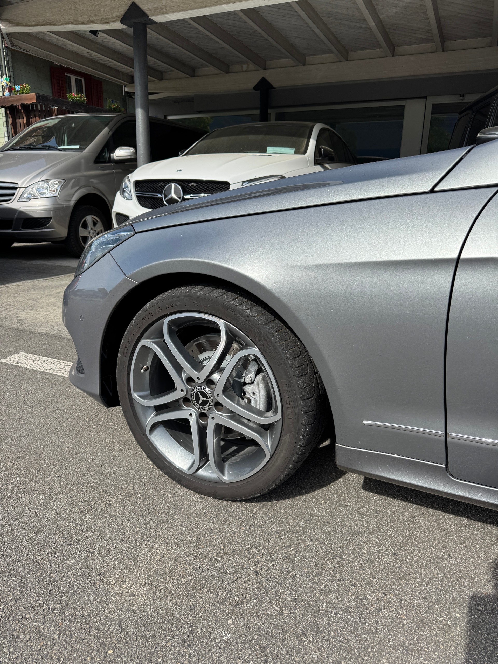 MERCEDES-BENZ E 350 4Matic 7G-Tronic-image-13