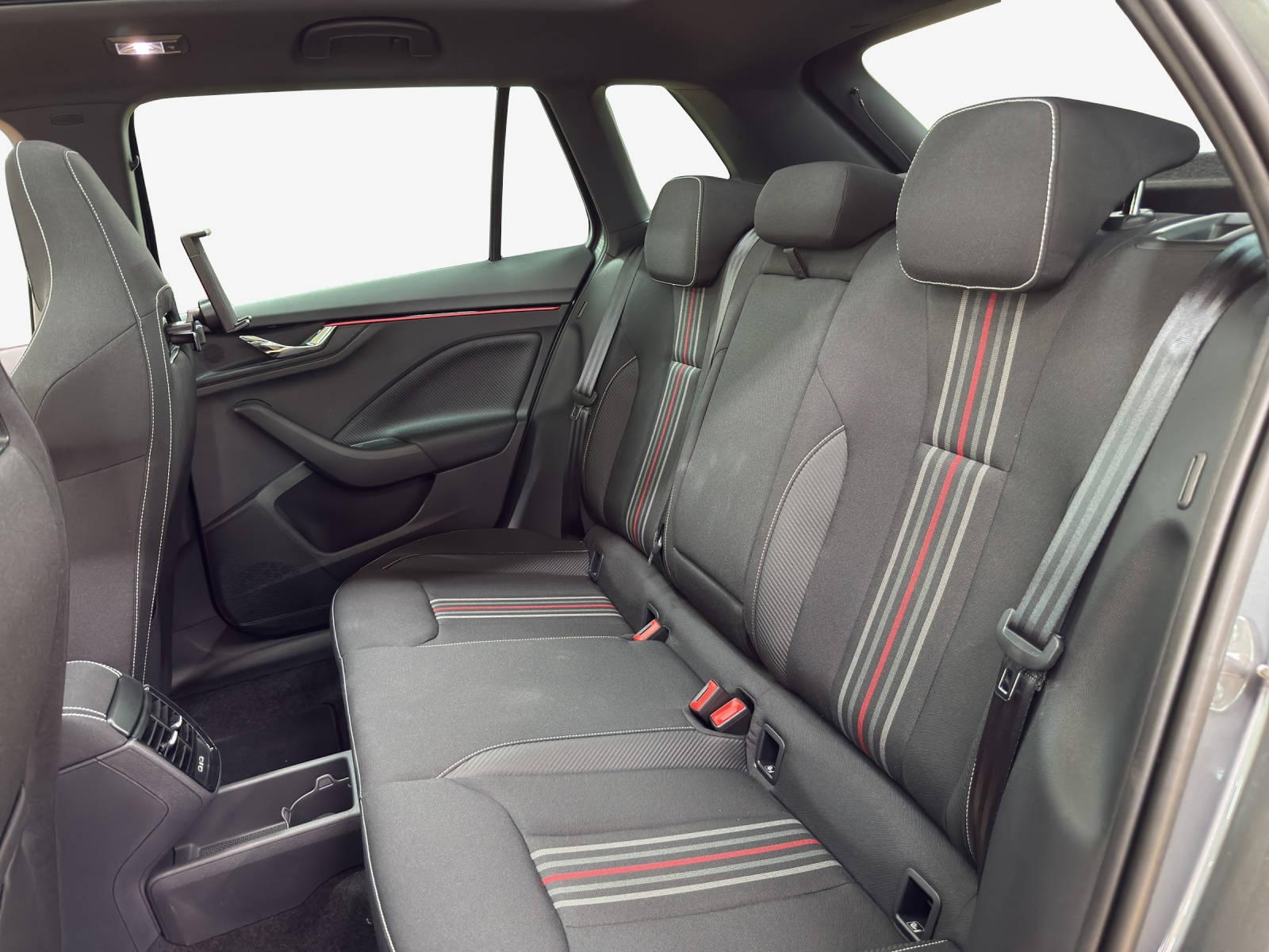 SKODA Kamiq 1.5 TSI Monte Carlo DSG-image-11