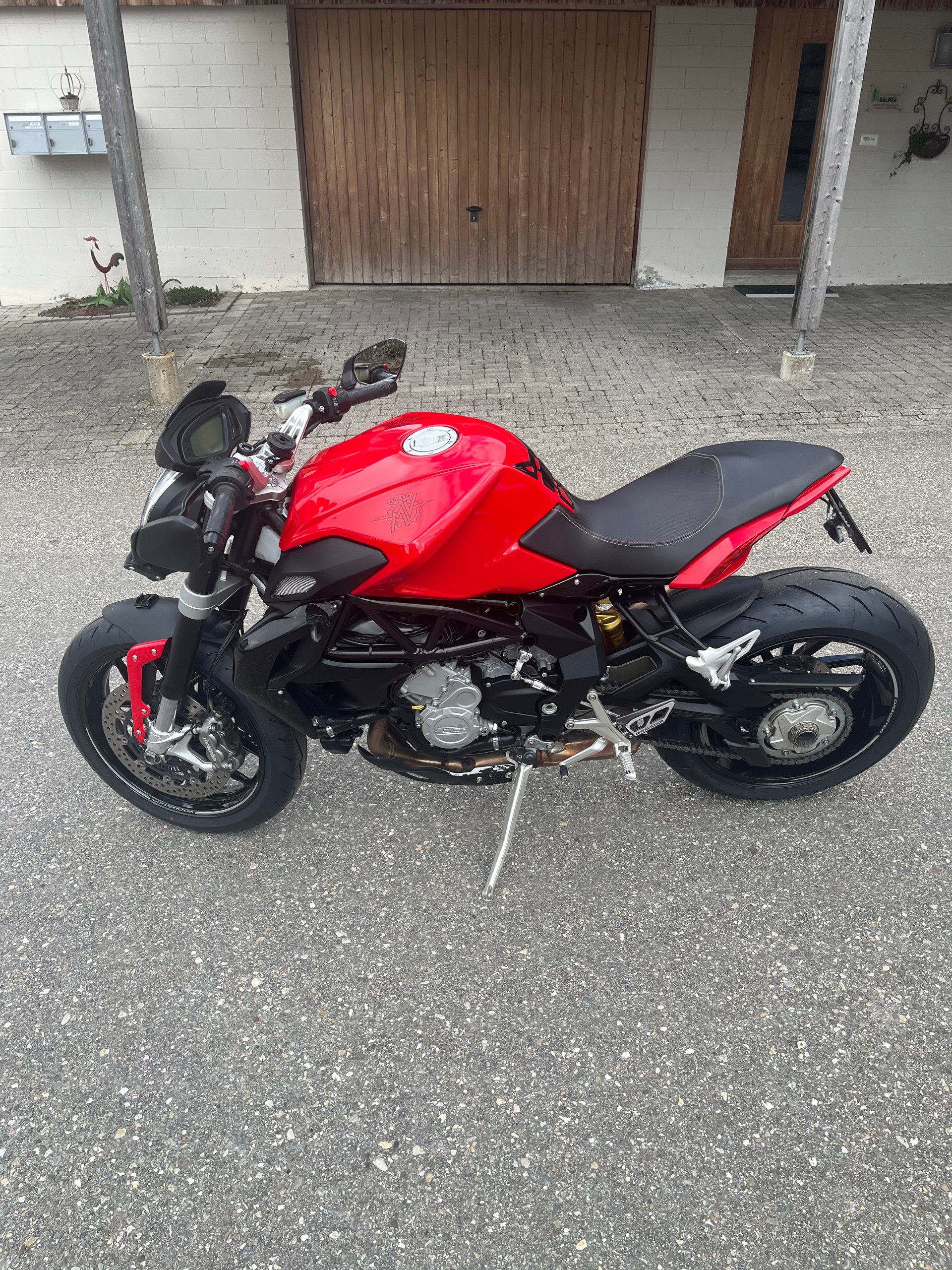 MV AGUSTA Dragster 800 ABS-image-2