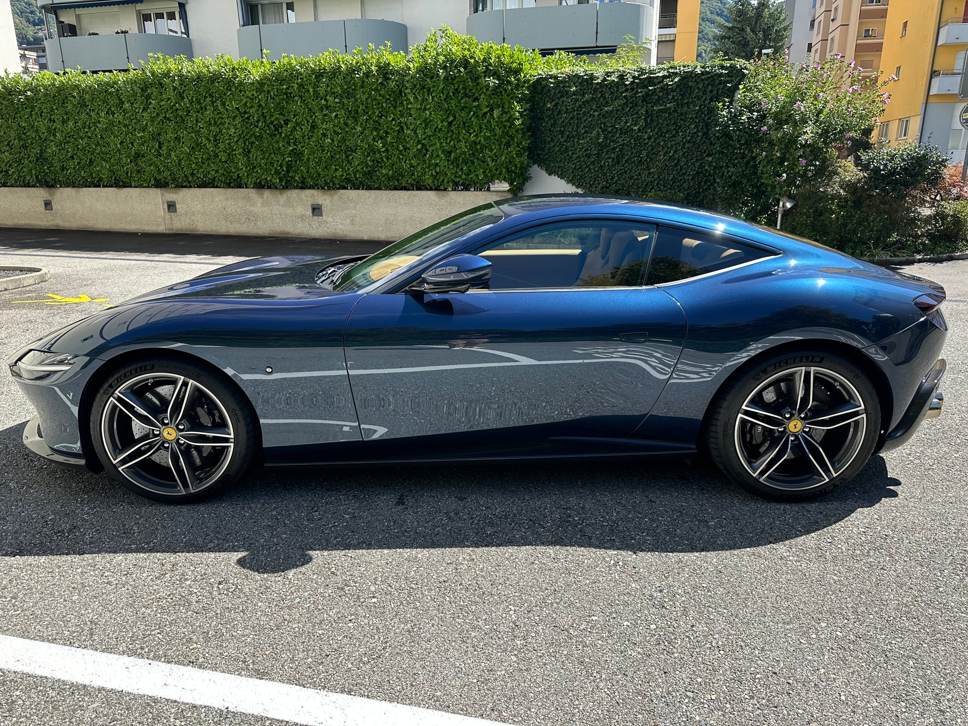 FERRARI Roma 3.9 V8 T-image-5