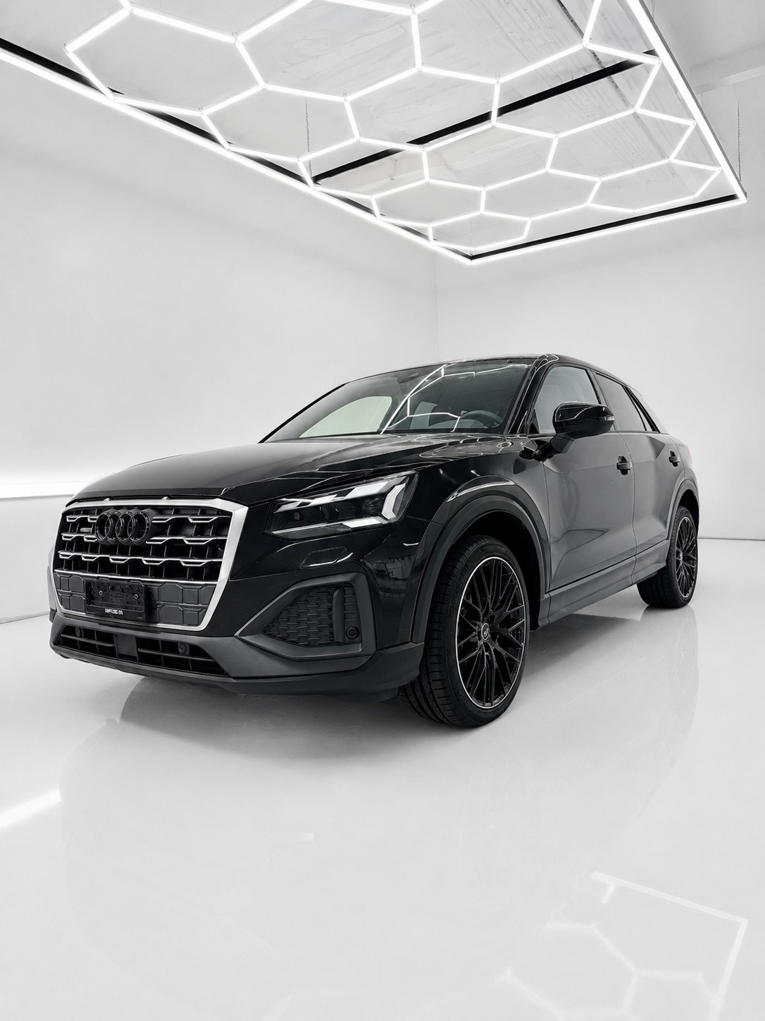 AUDI Q2 35 TDI quattro S-tronic-image-0