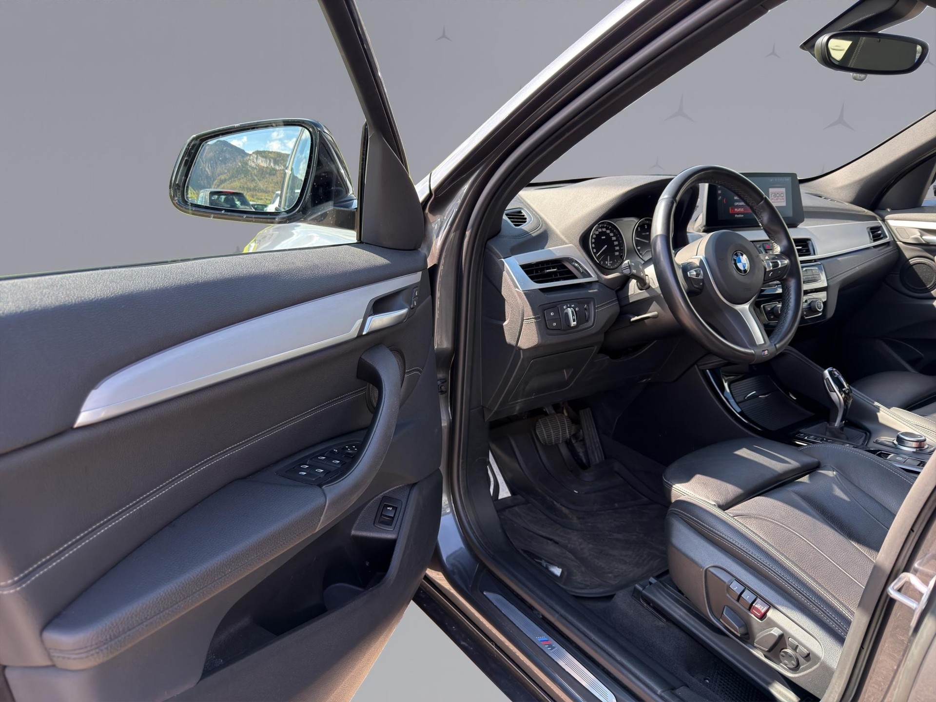 BMW X1 20d xDrive SAG-image-14