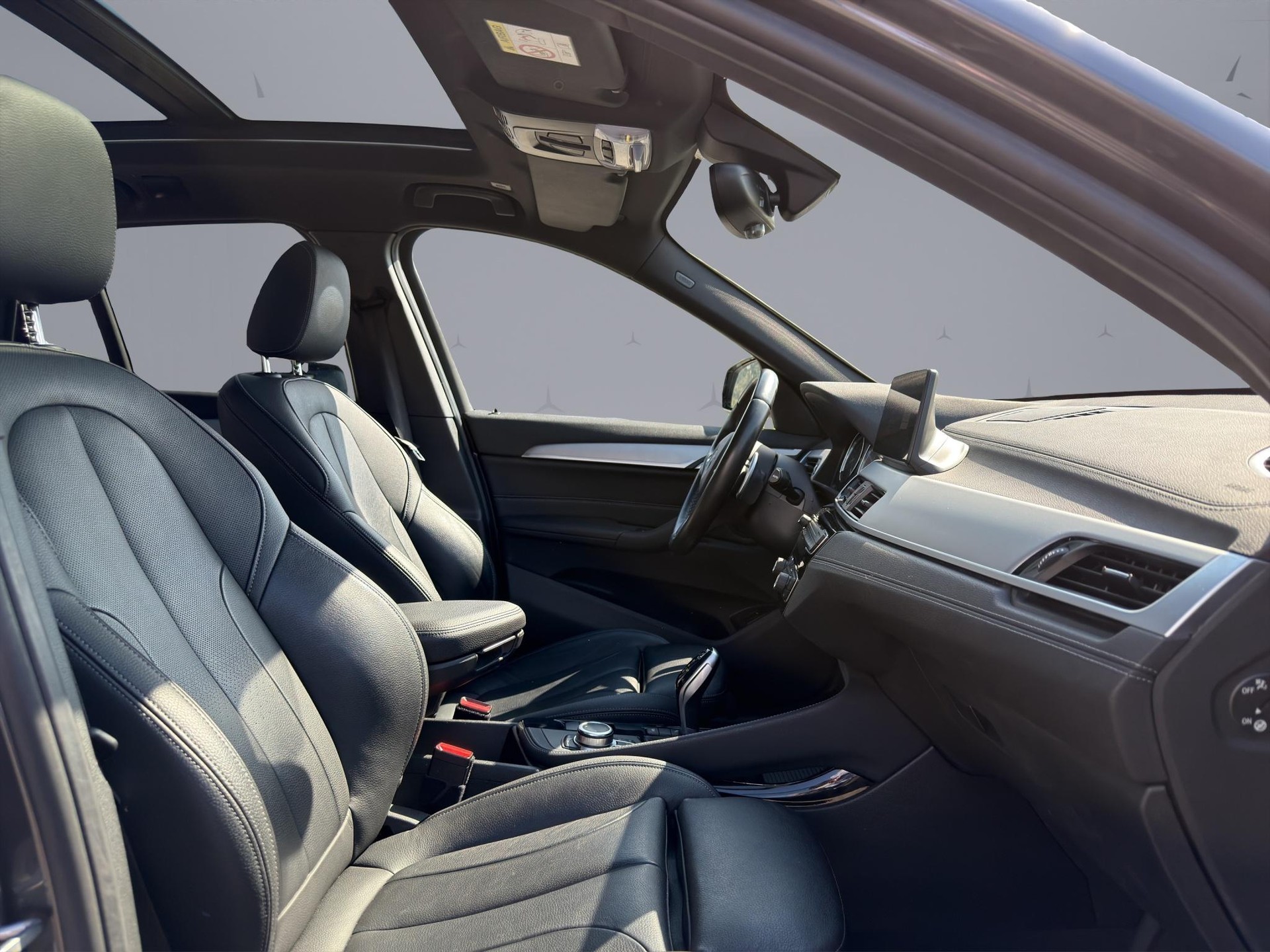 BMW X1 20d xDrive SAG-image-15