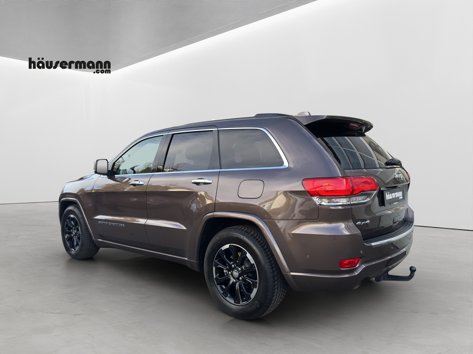 JEEP Grand Cherokee 3.0 CRD 250 Overland-image-3