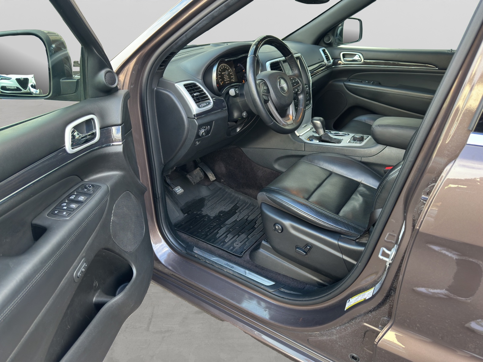JEEP Grand Cherokee 3.0 CRD 250 Overland-image-5