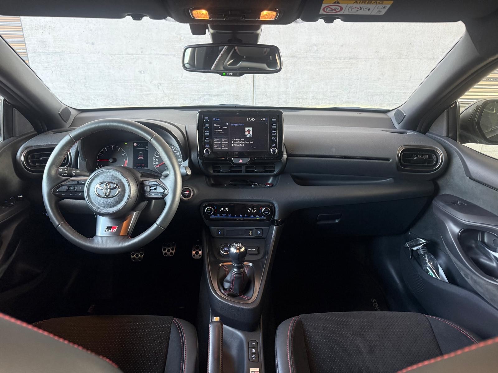 TOYOTA Yaris 1.6 GR Sport-image-9
