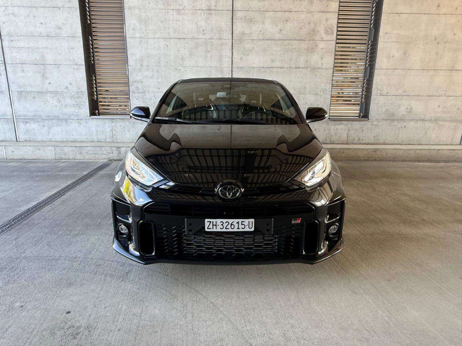 TOYOTA Yaris 1.6 GR Sport-image-1