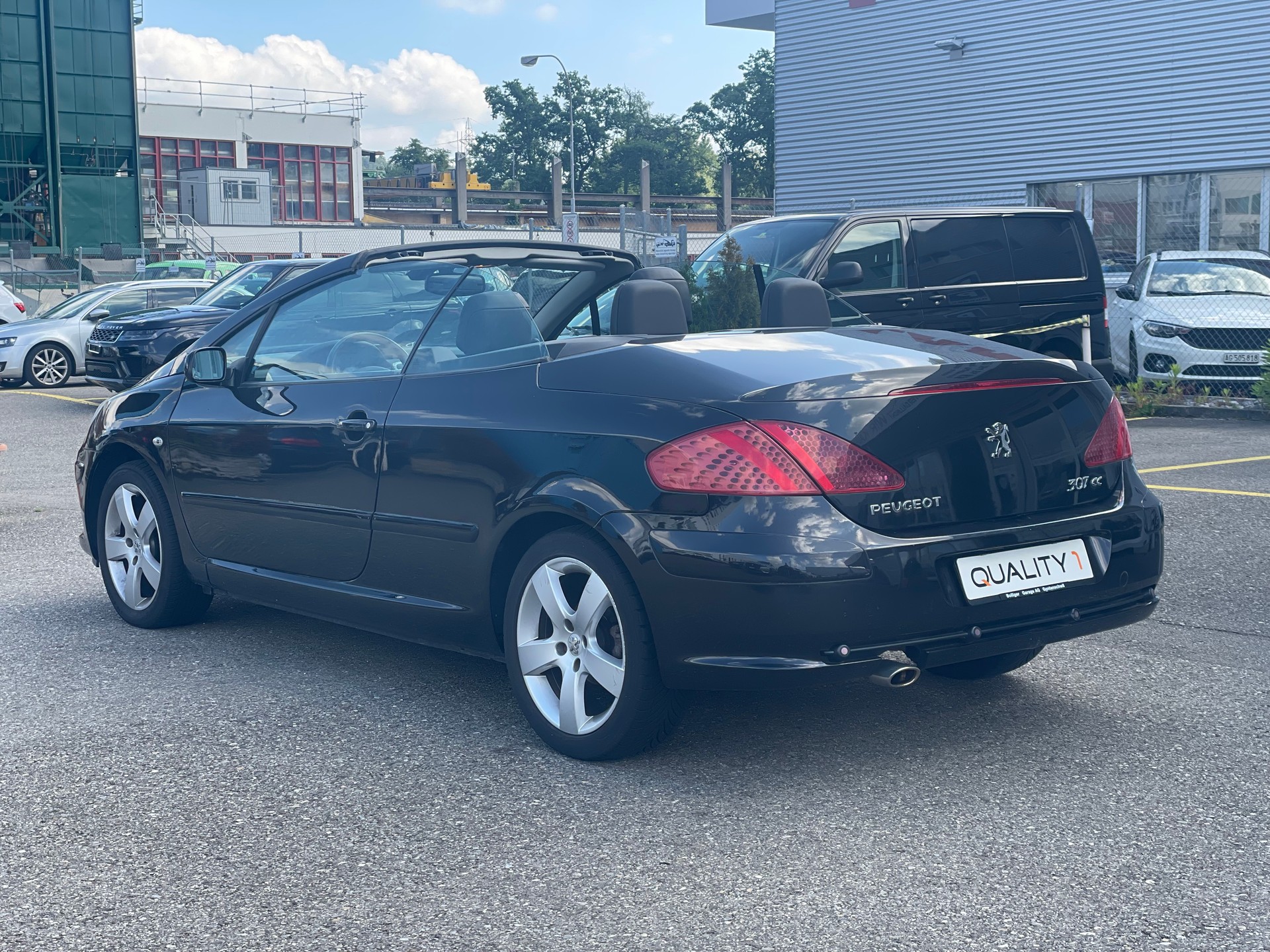 PEUGEOT 307 CC 2.0 16V Platinum Edition-image-1