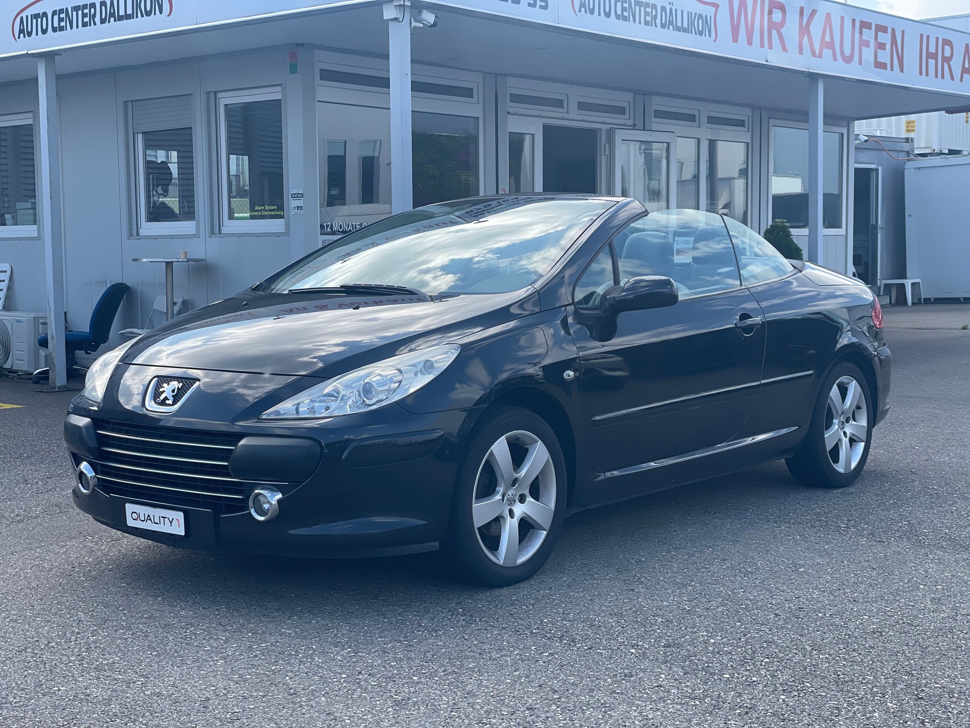 PEUGEOT 307 CC 2.0 16V Platinum Edition-image-10