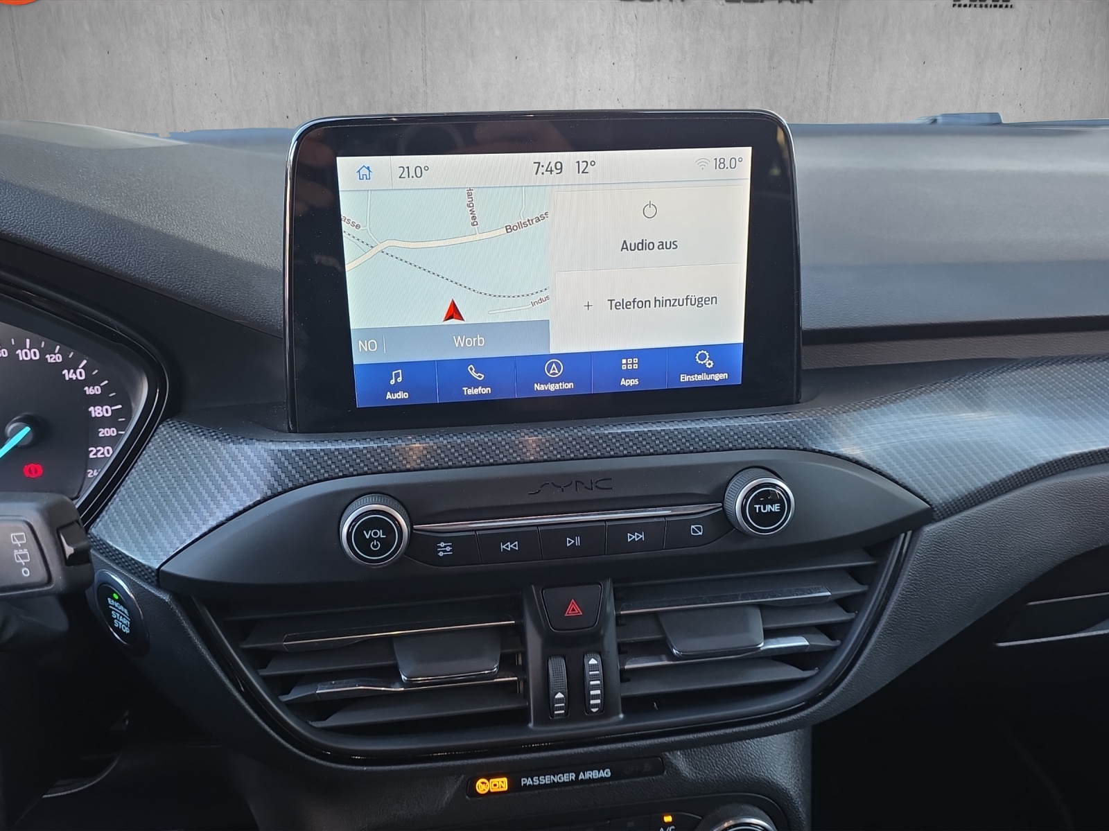 FORD Focus 2.0 TDCi ST Line Automatic-image-9