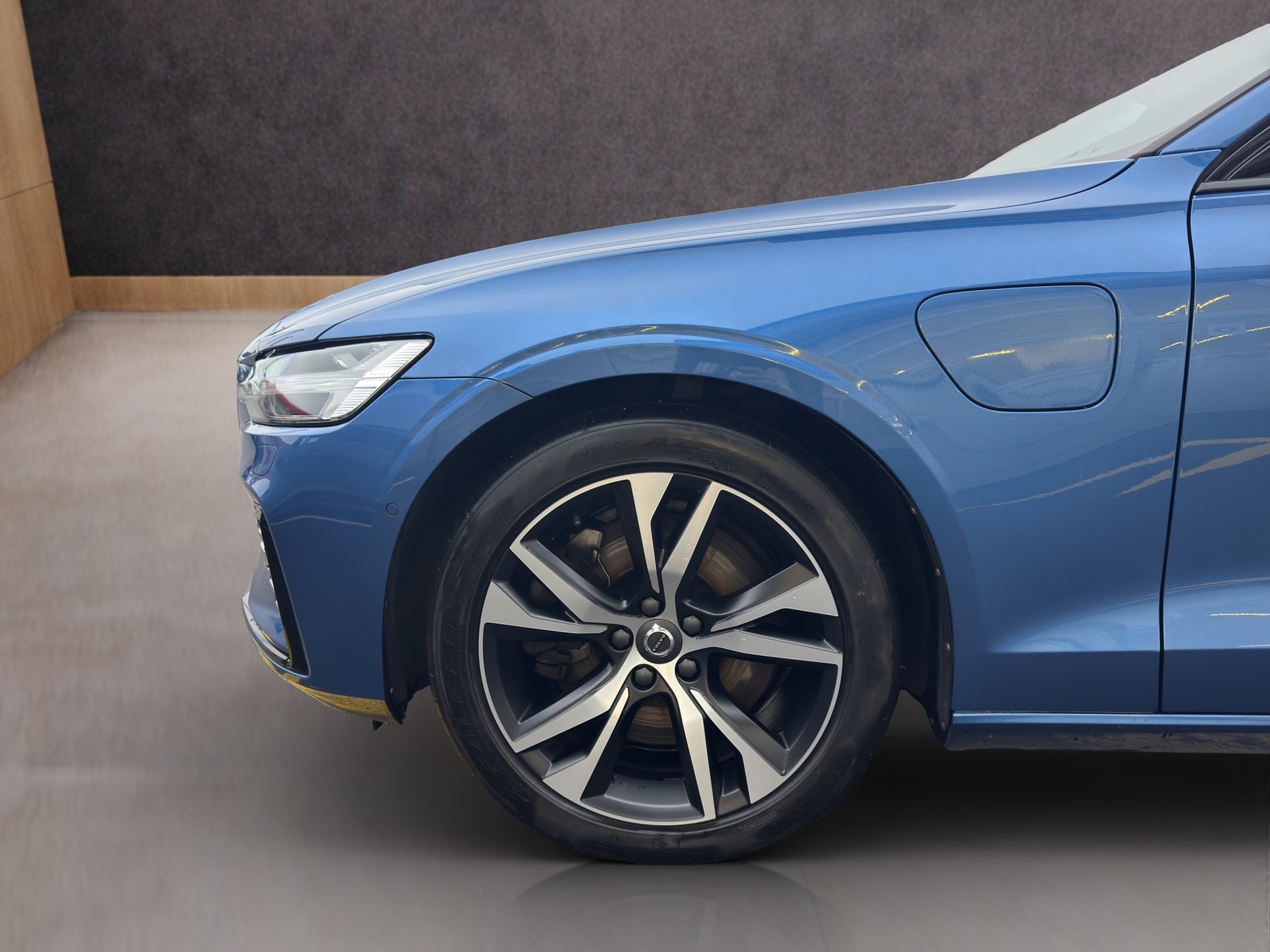 VOLVO V60 2.0 T6 TE R-Design eAWD-image-8