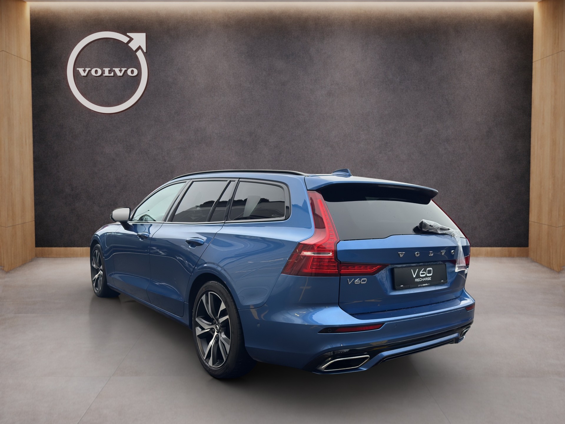 VOLVO V60 2.0 T6 TE R-Design eAWD-image-3