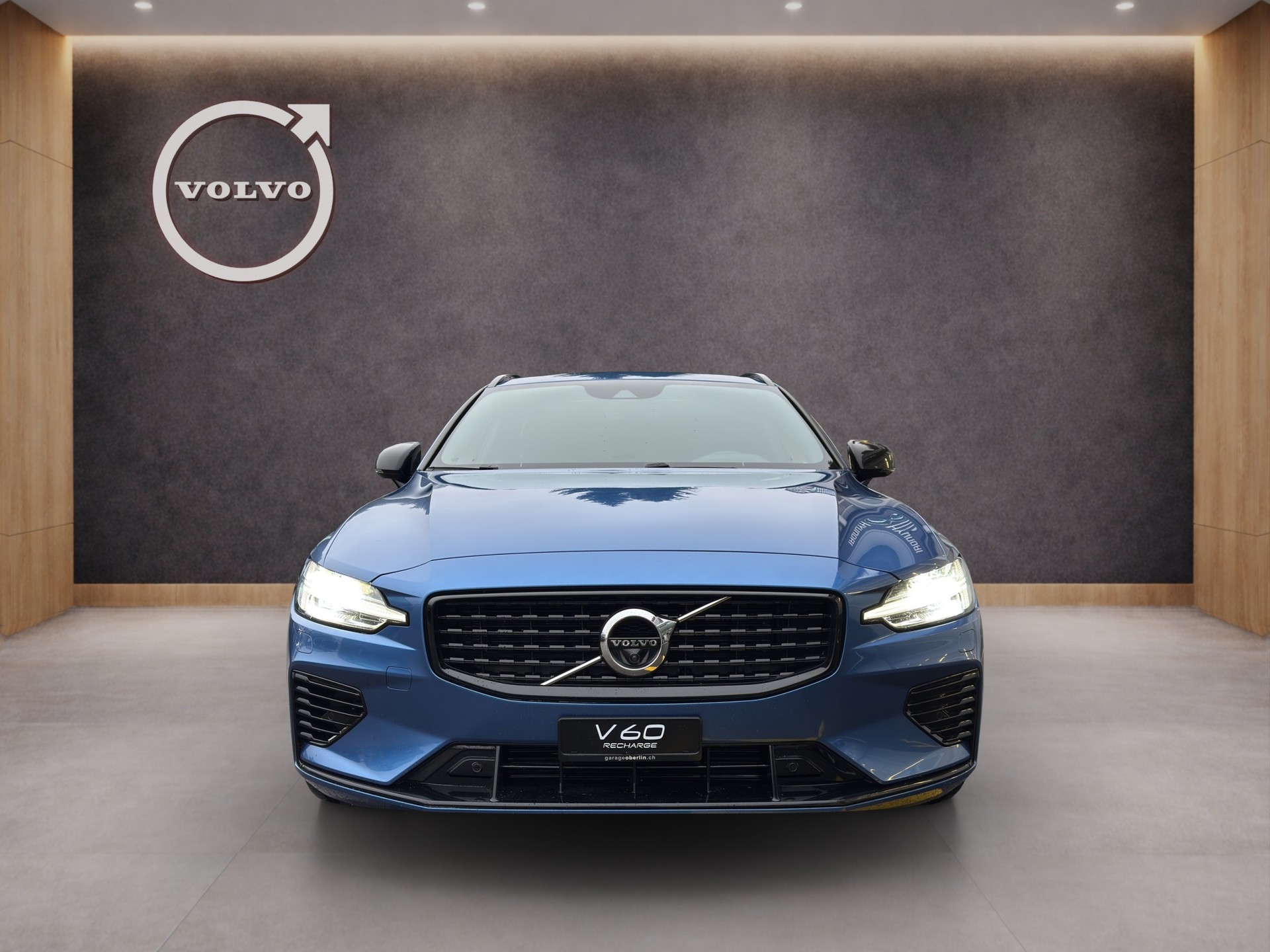 VOLVO V60 2.0 T6 TE R-Design eAWD-image-1