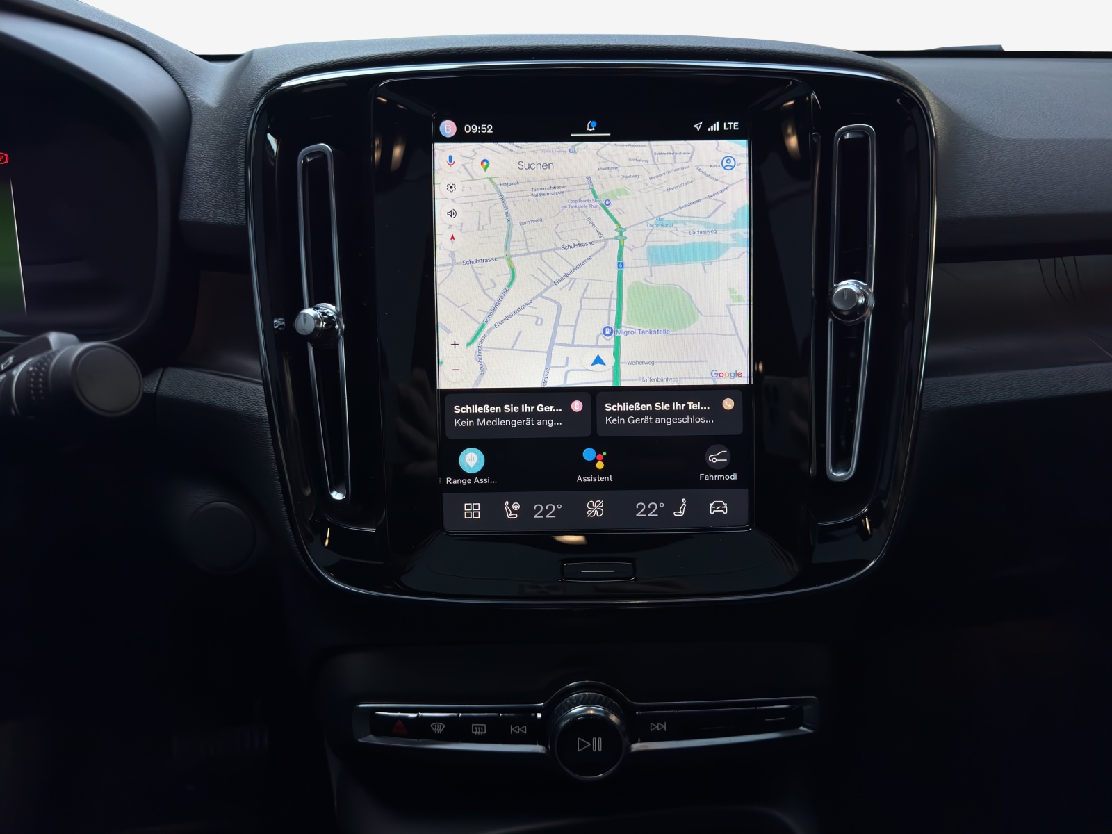 VOLVO C40 Recharge E80 82kWh Twin AWD Pure Electric Plus-image-11