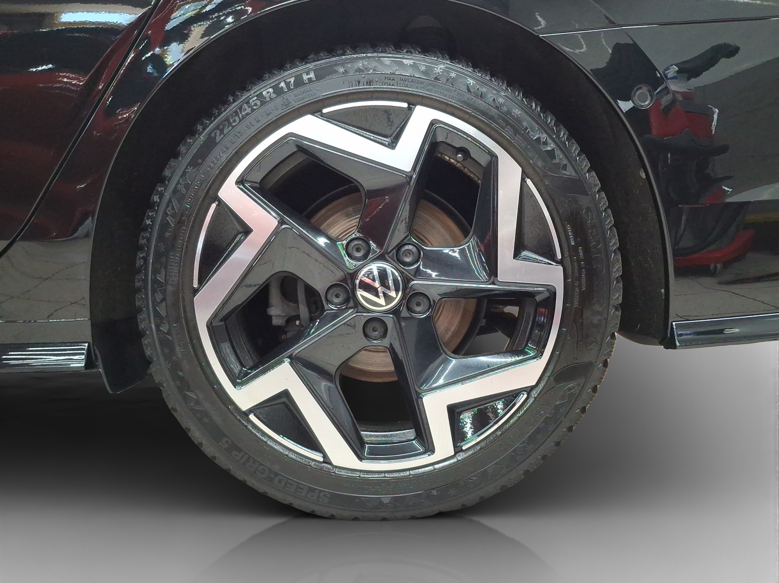 VW Golf Variant 2.0 TSI R-Line DSG 4 Motion-image-15