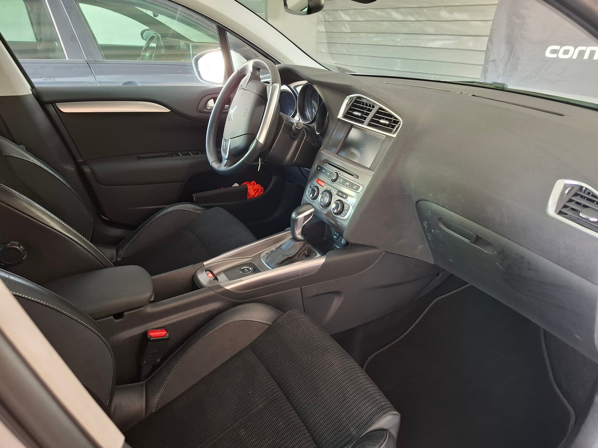 CITROEN 1.2 PureTech Shine-image-4