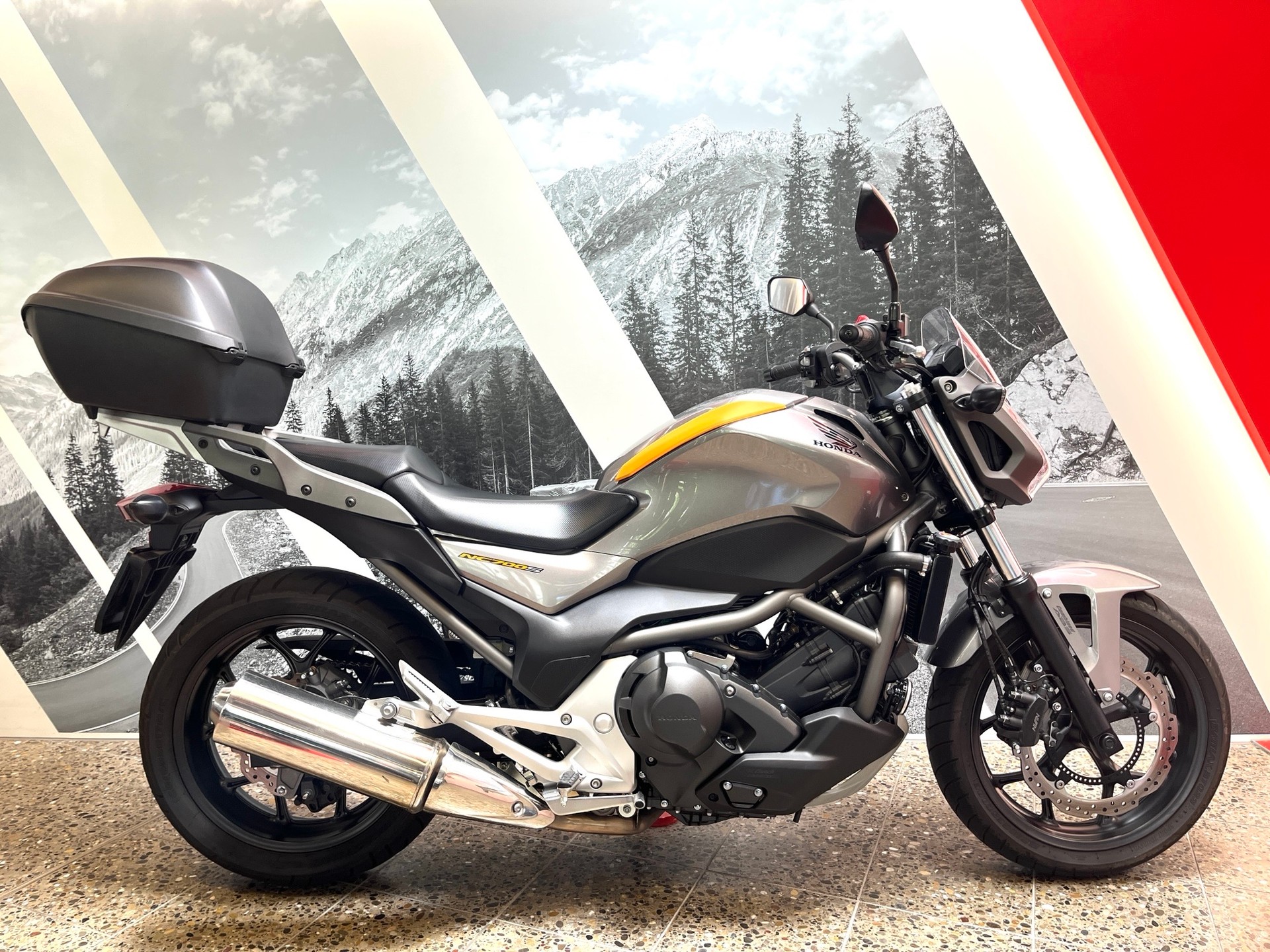HONDA NC 700 S DTC ABS im Kundenauftrag!!
