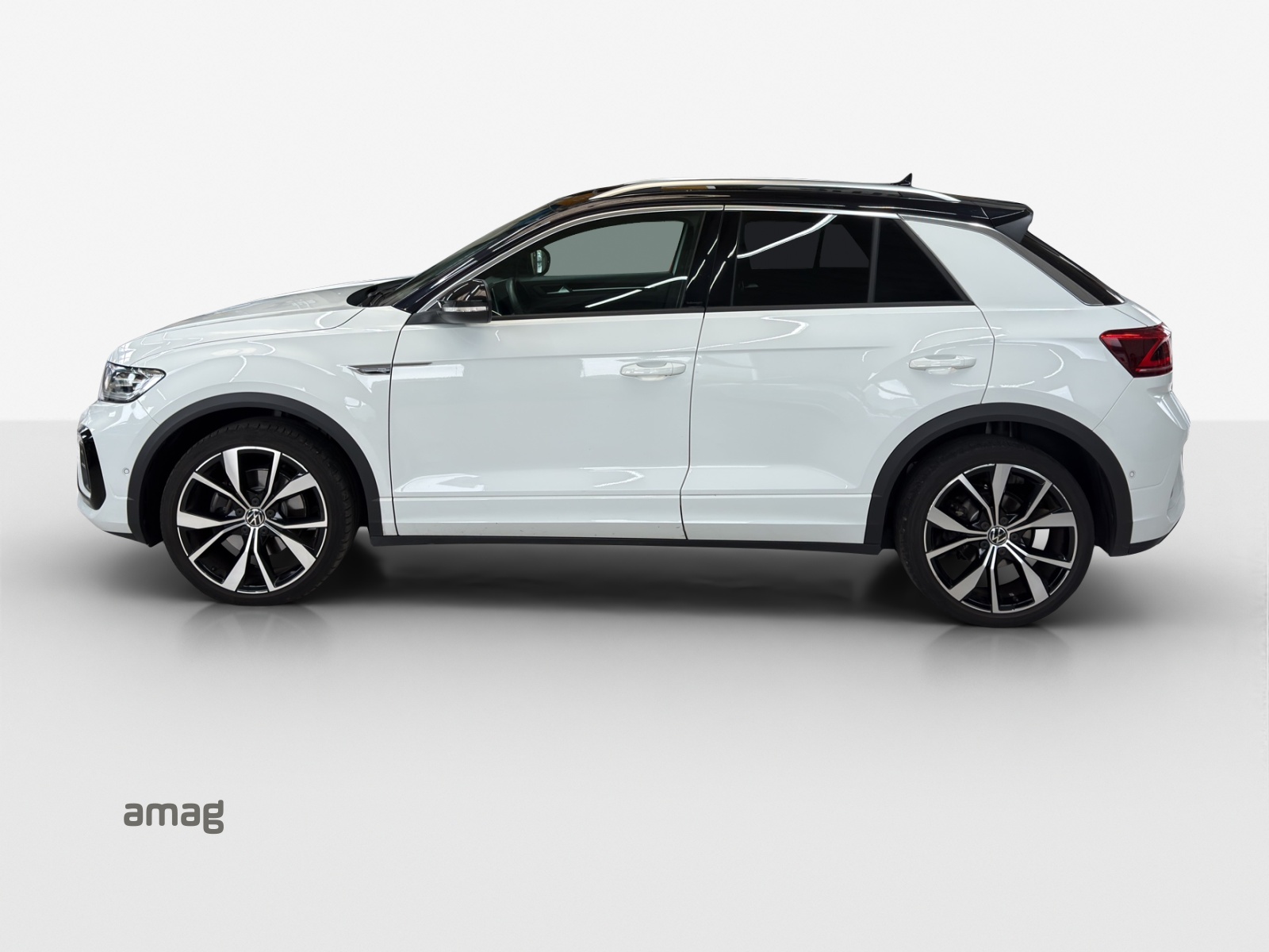 VW T-Roc 2.0 TSI R-Line DSG 4Motion-image-1
