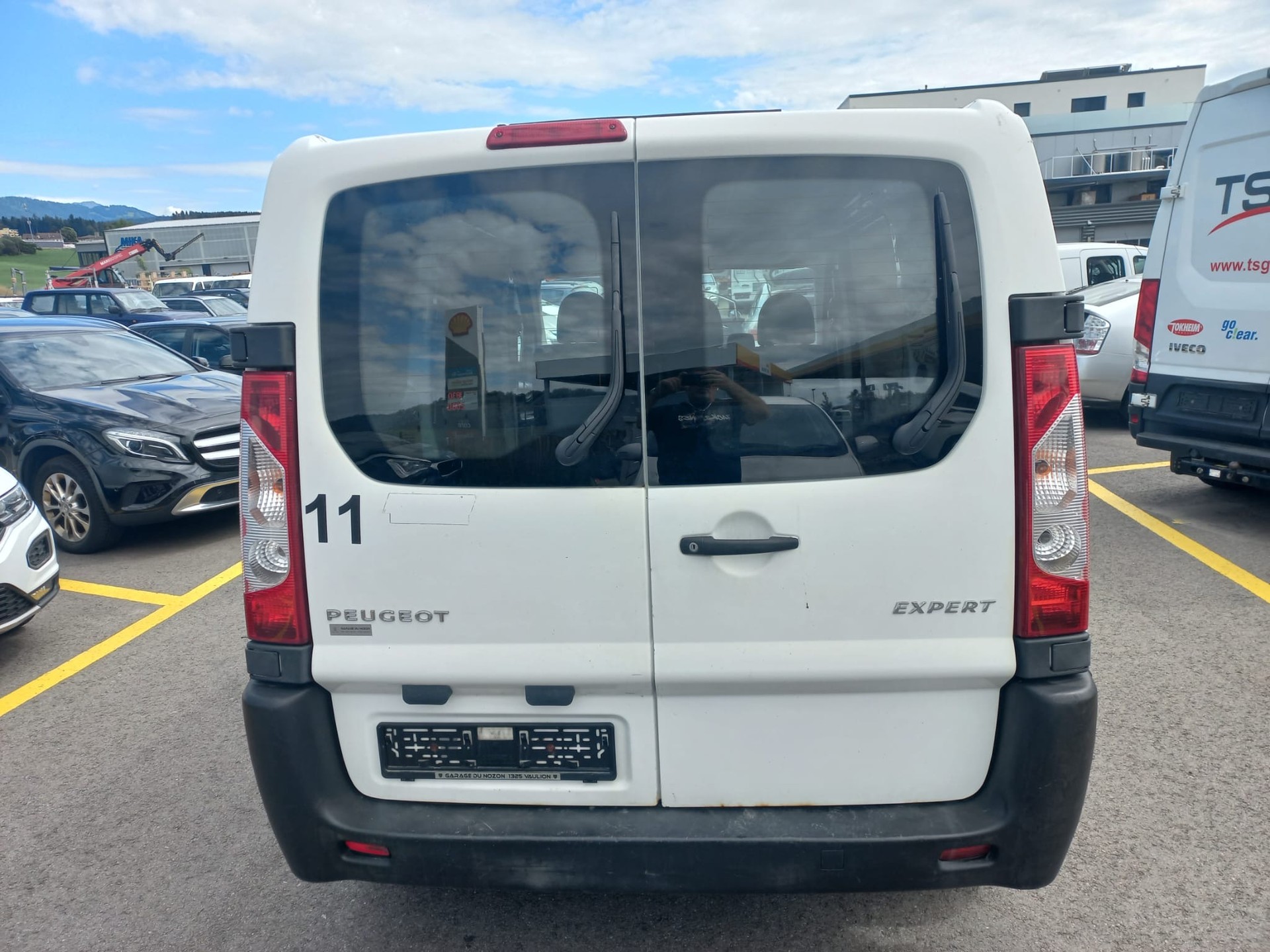 PEUGEOT Expert 2.0 HDi 229 L2H1-image-4
