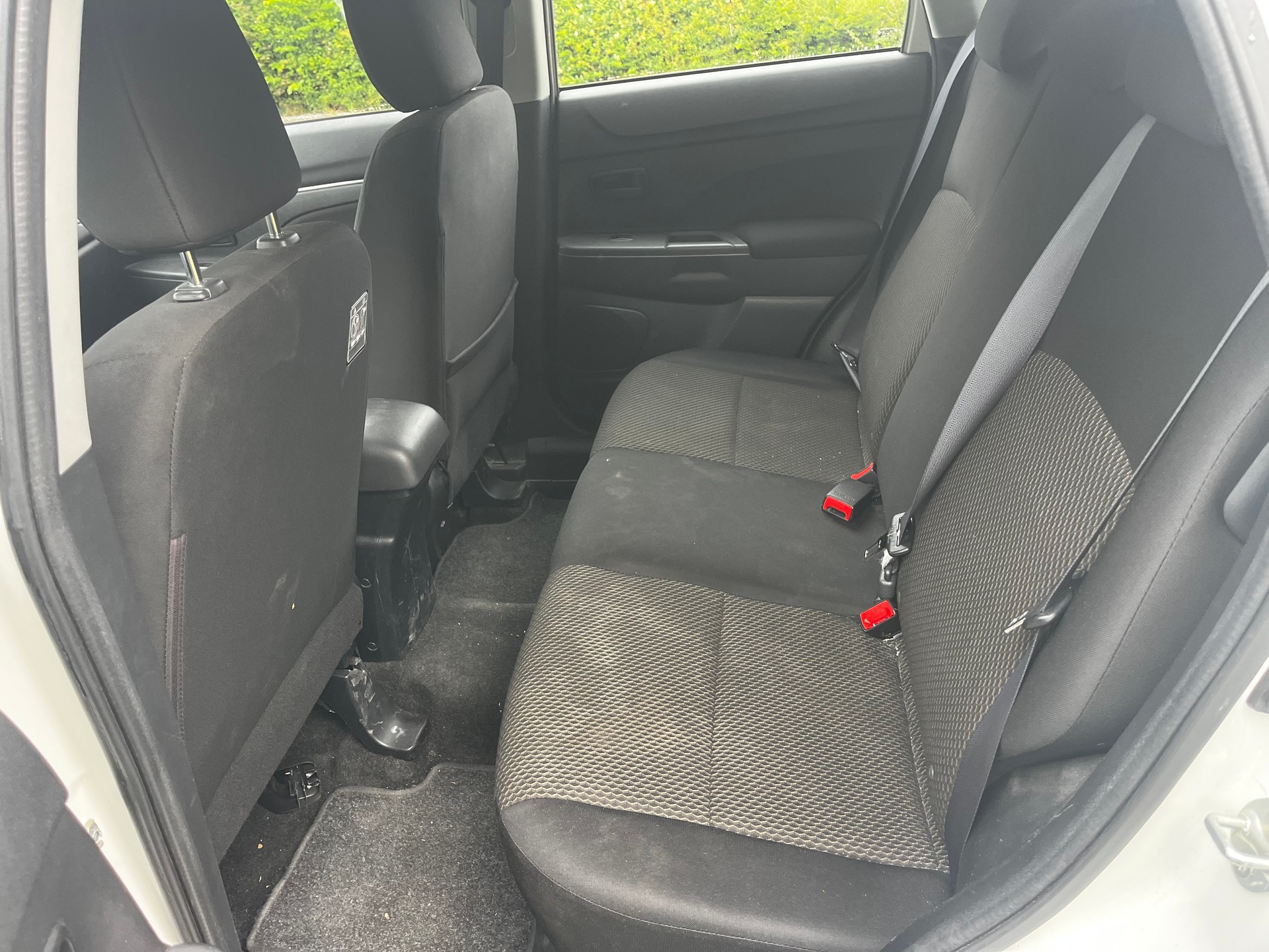 MITSUBISHI ASX 1.6 Invite 2WD-image-8