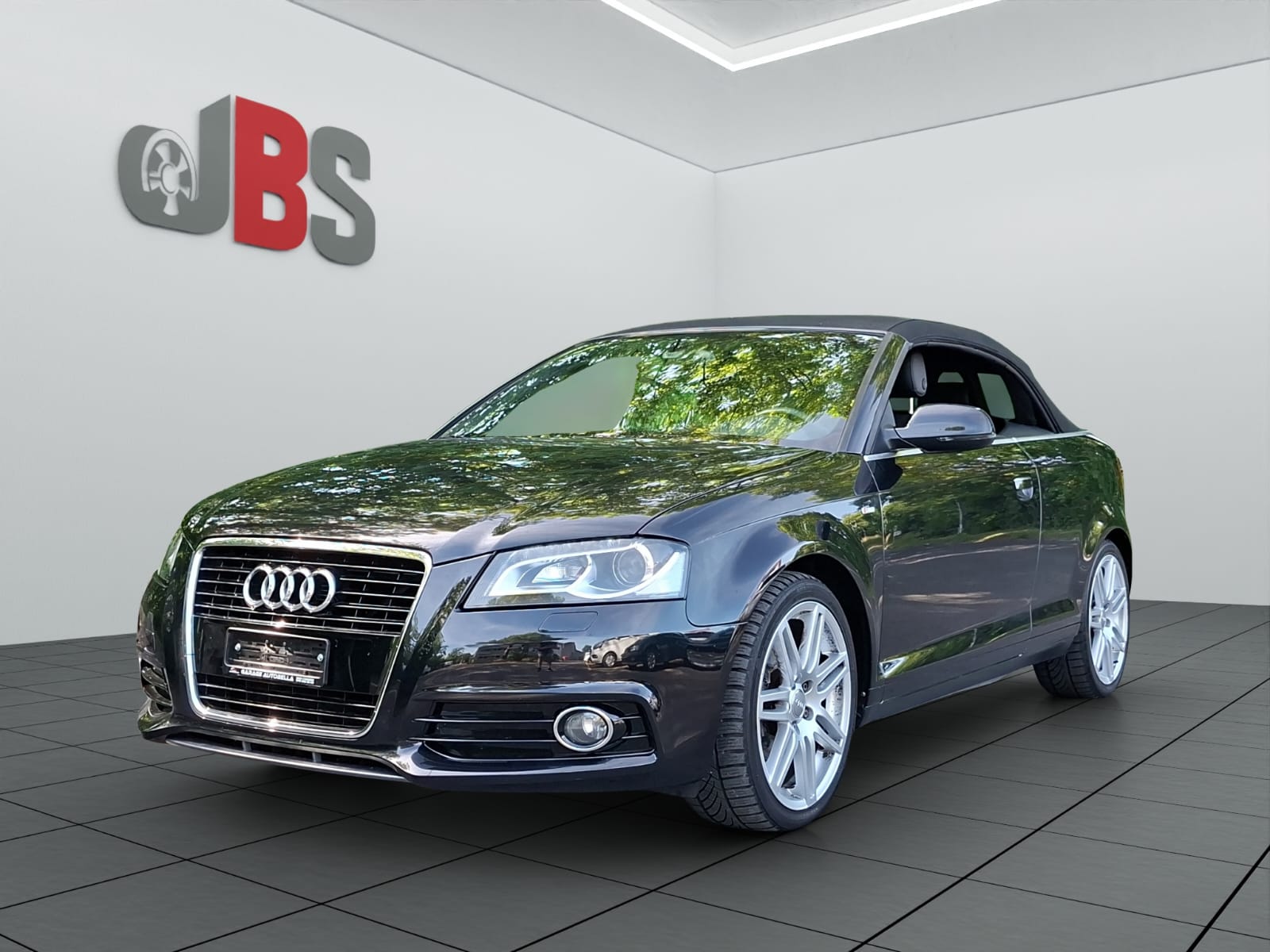 AUDI A3 Cabriolet 1.8 TFSI Attraction S-tronic-image-0