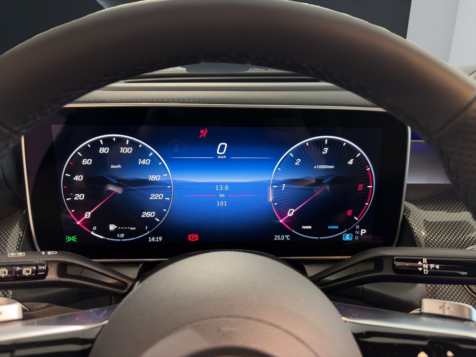 MERCEDES-BENZ GLC 220 d AMG Line 4matic-image-10
