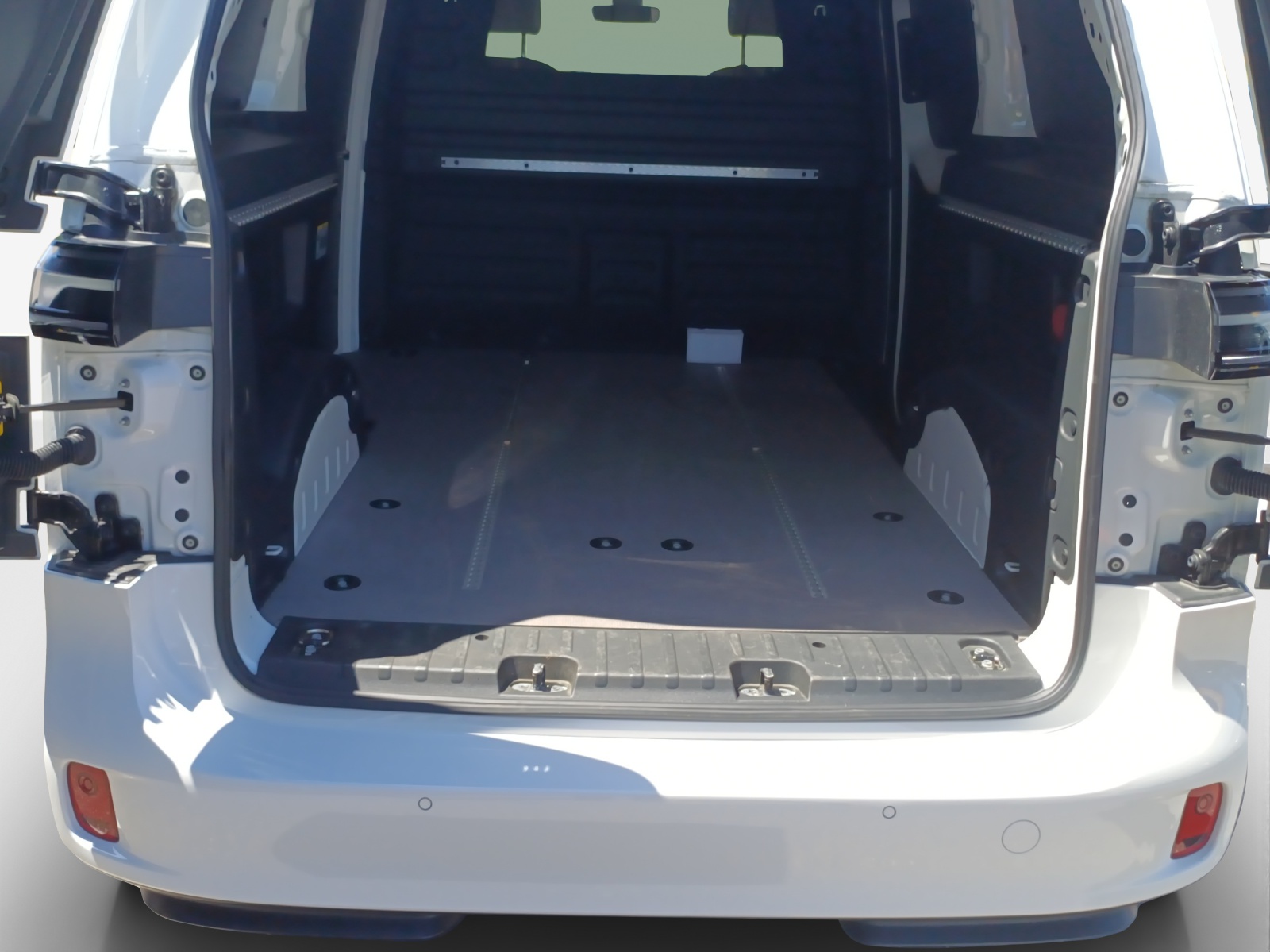 VW ID. Buzz Cargo Pro-image-13